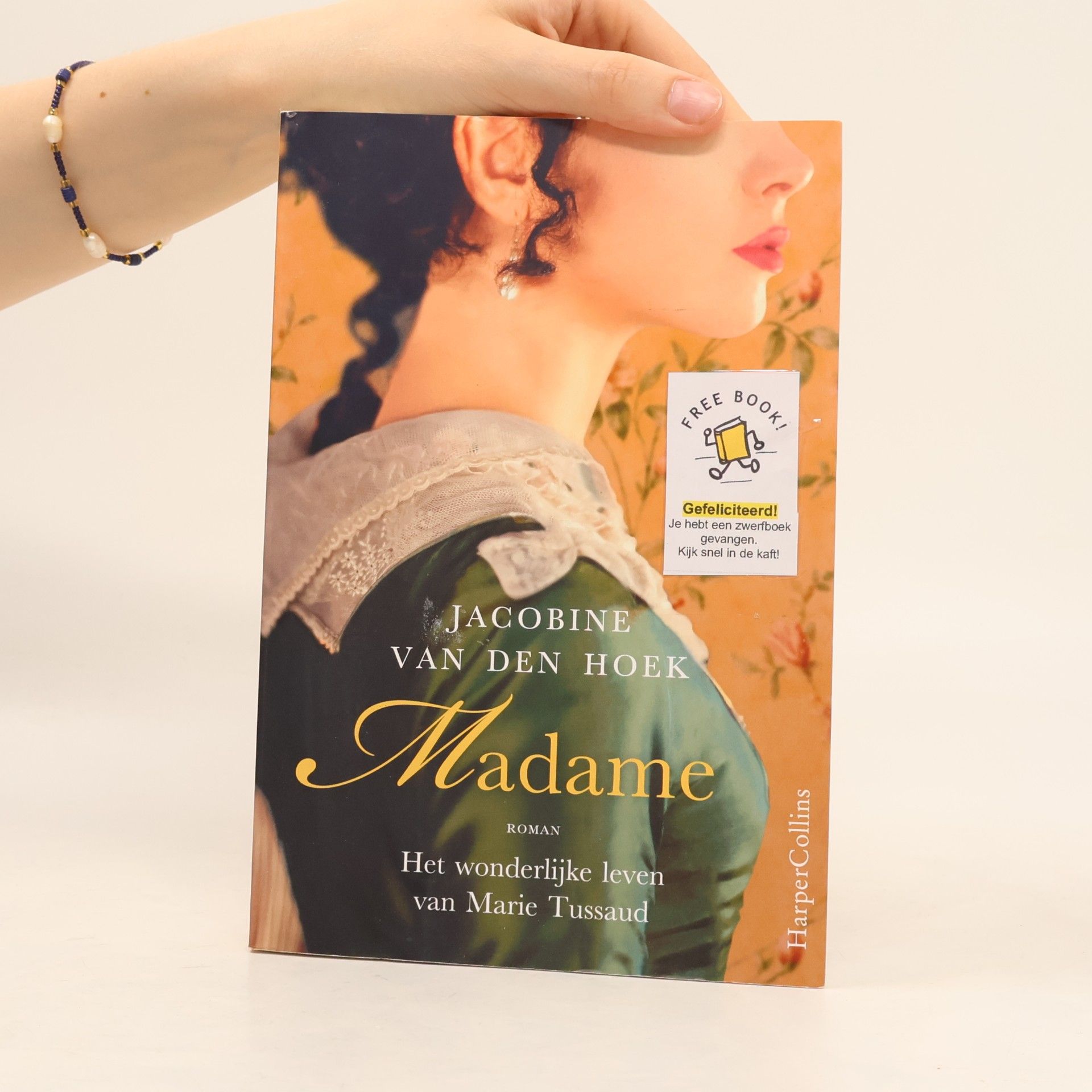 Jacobine van den Hoek Madame: het wonderlijke leven van Marie Tussaud