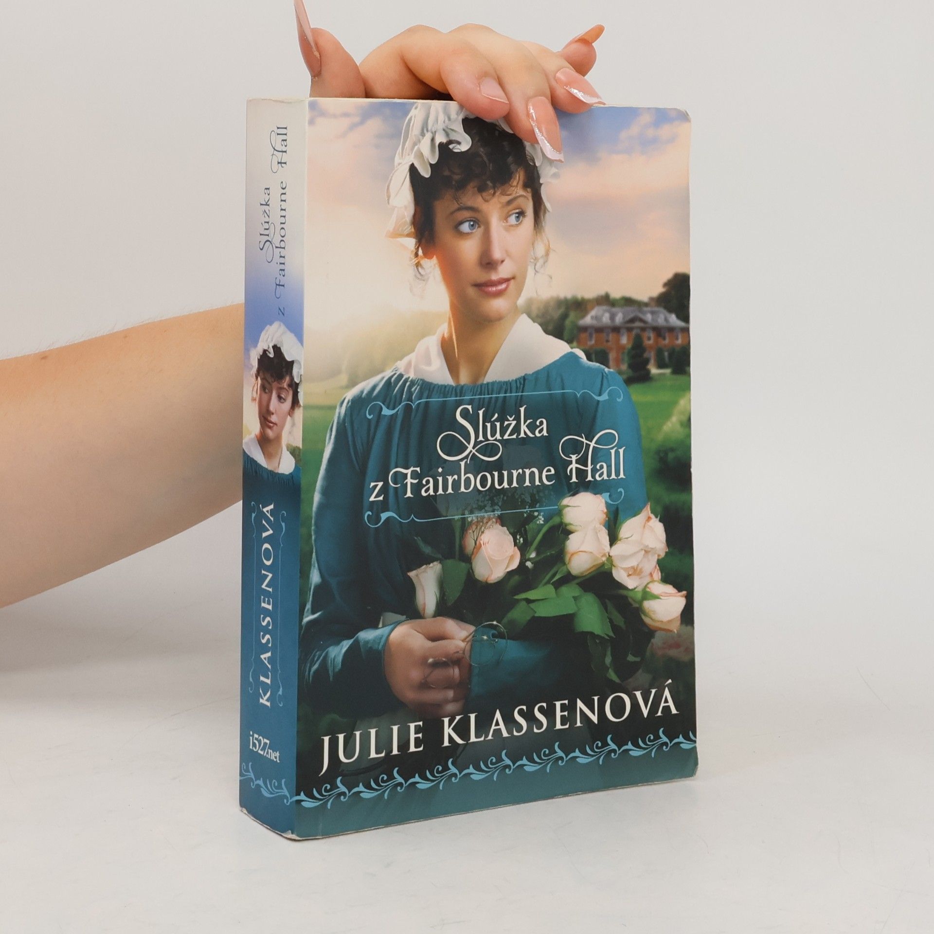 Julie Klassen Slúžka z Fairbourne Hall