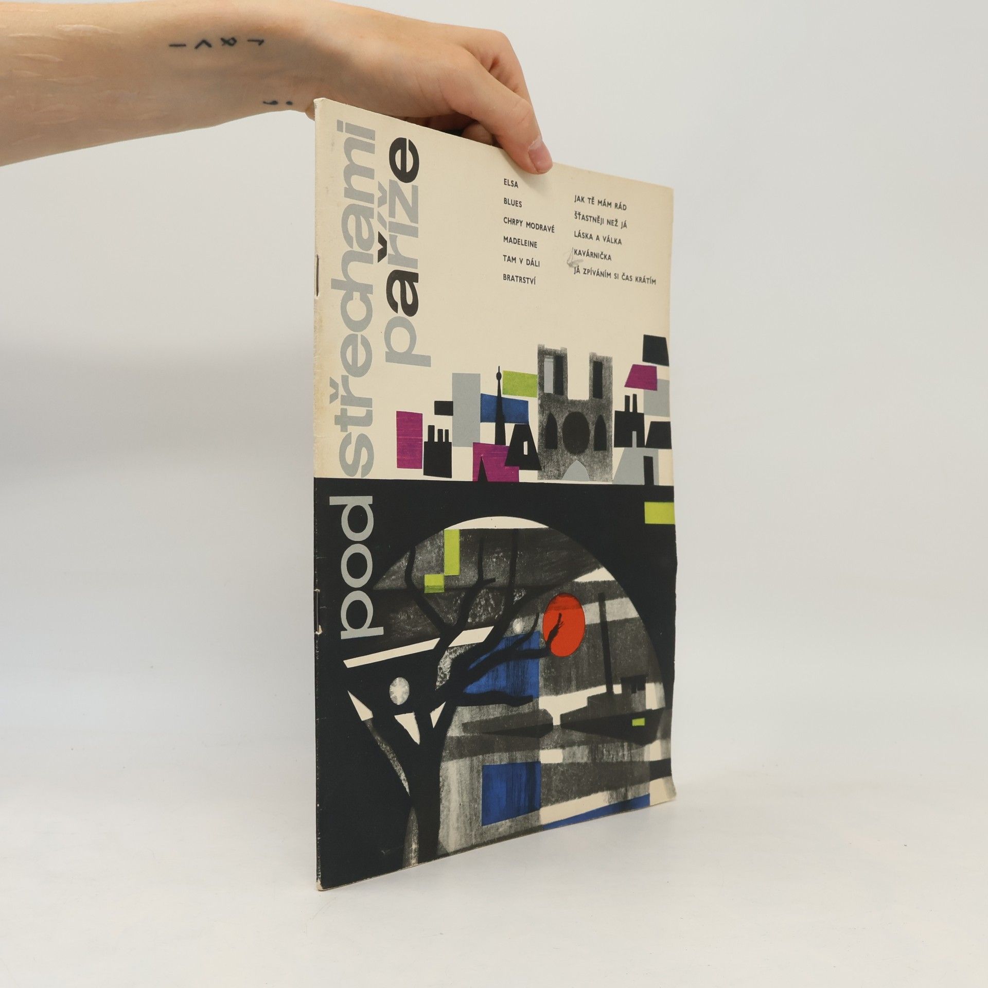 Collectif d'auteurs Pod střechami Paříže