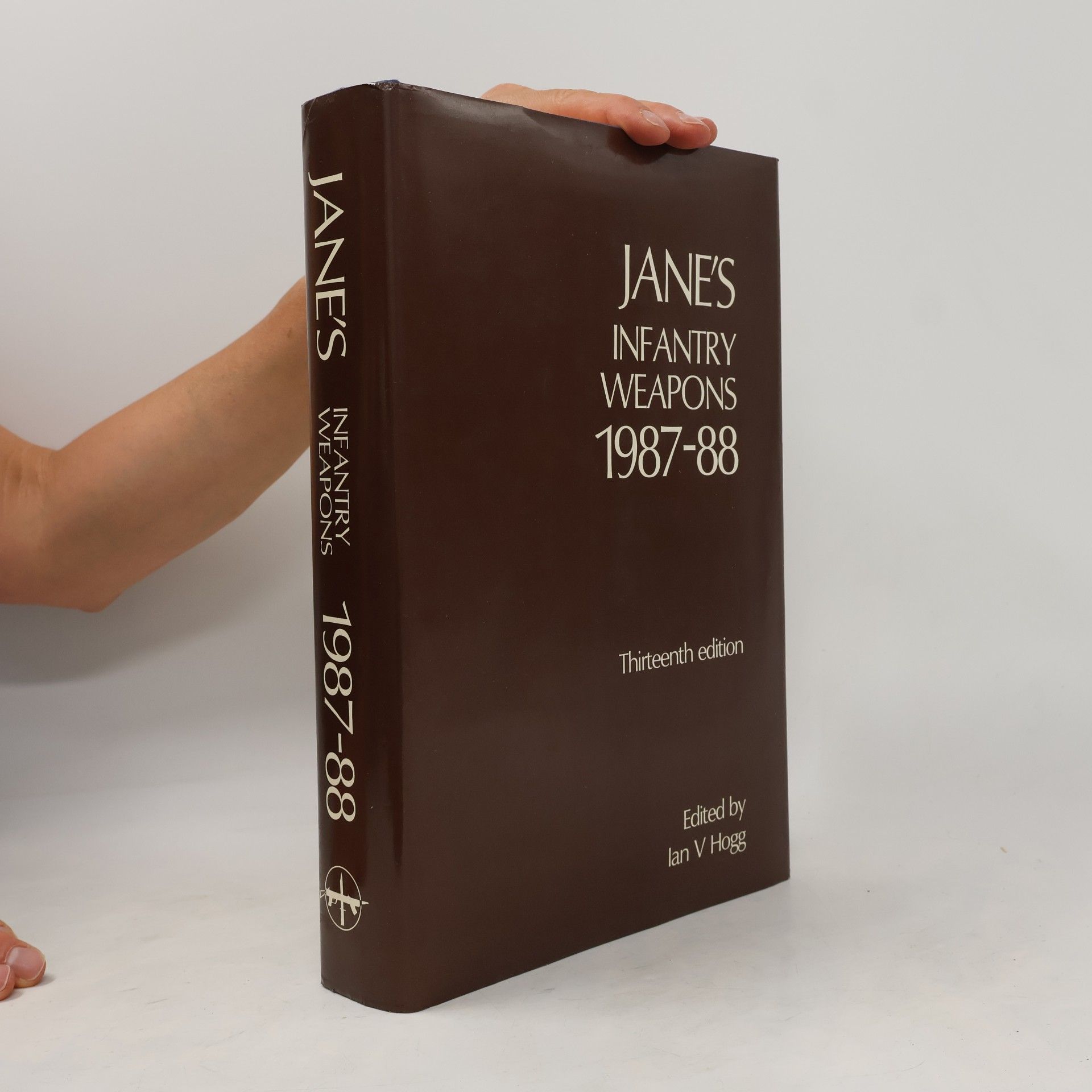 Ian V. Hogg Jane's Infantry Weapons 1987-88 Thirteenth Edition
