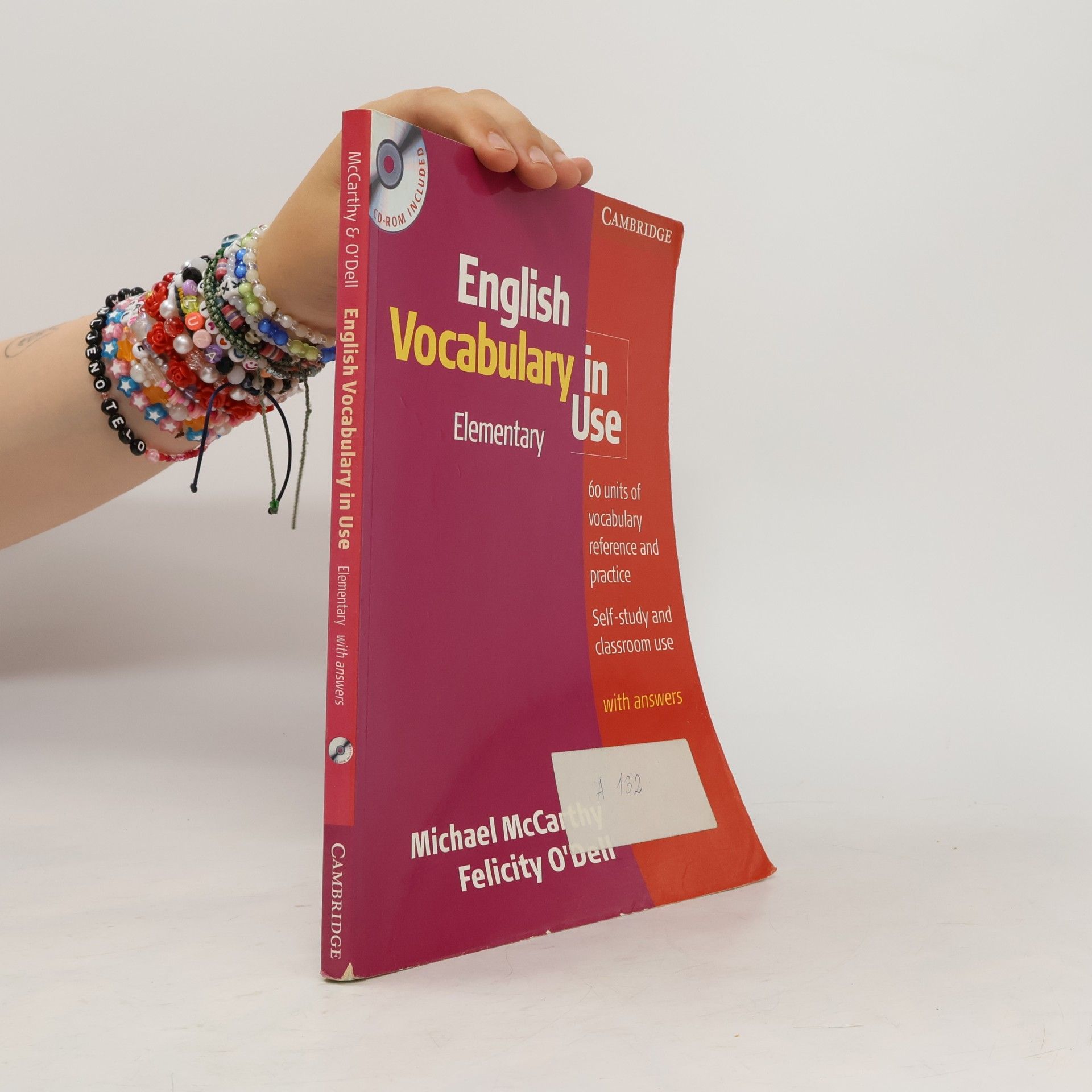 Felicity O'Dell English vocabulary in use : elementary