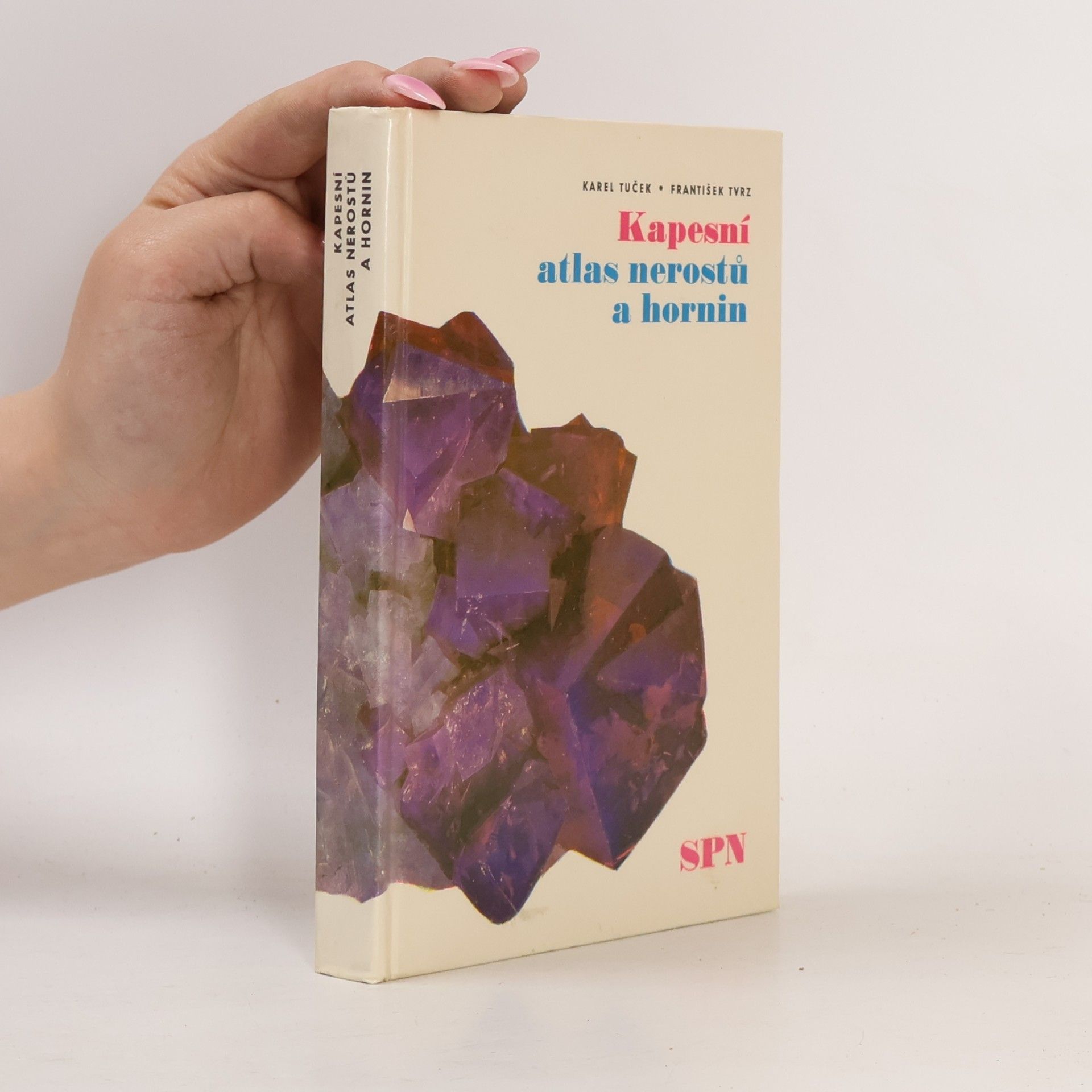 František Tvrz Kapesní atlas nerostů a hornin