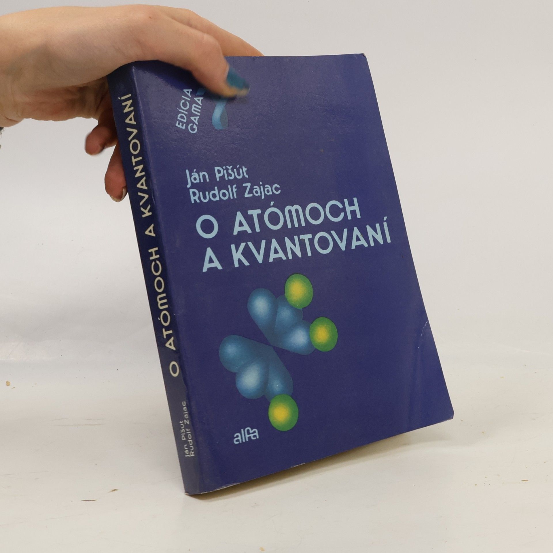 O atómoch a kvantování