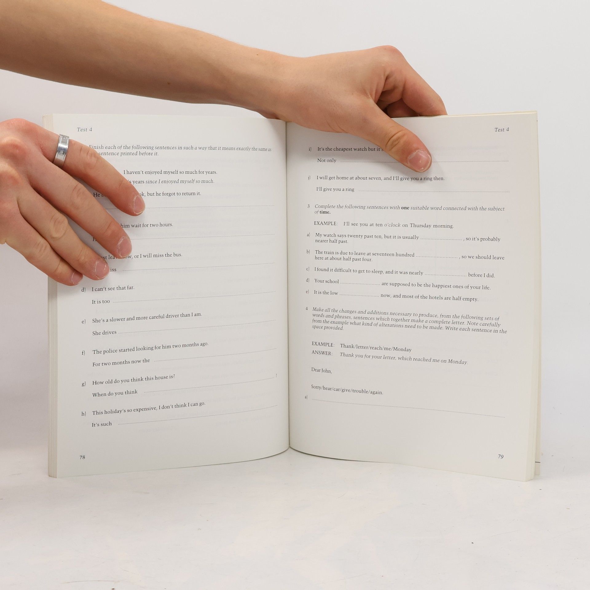Robert O'Neill Success at First Certificate 1 : practice tests