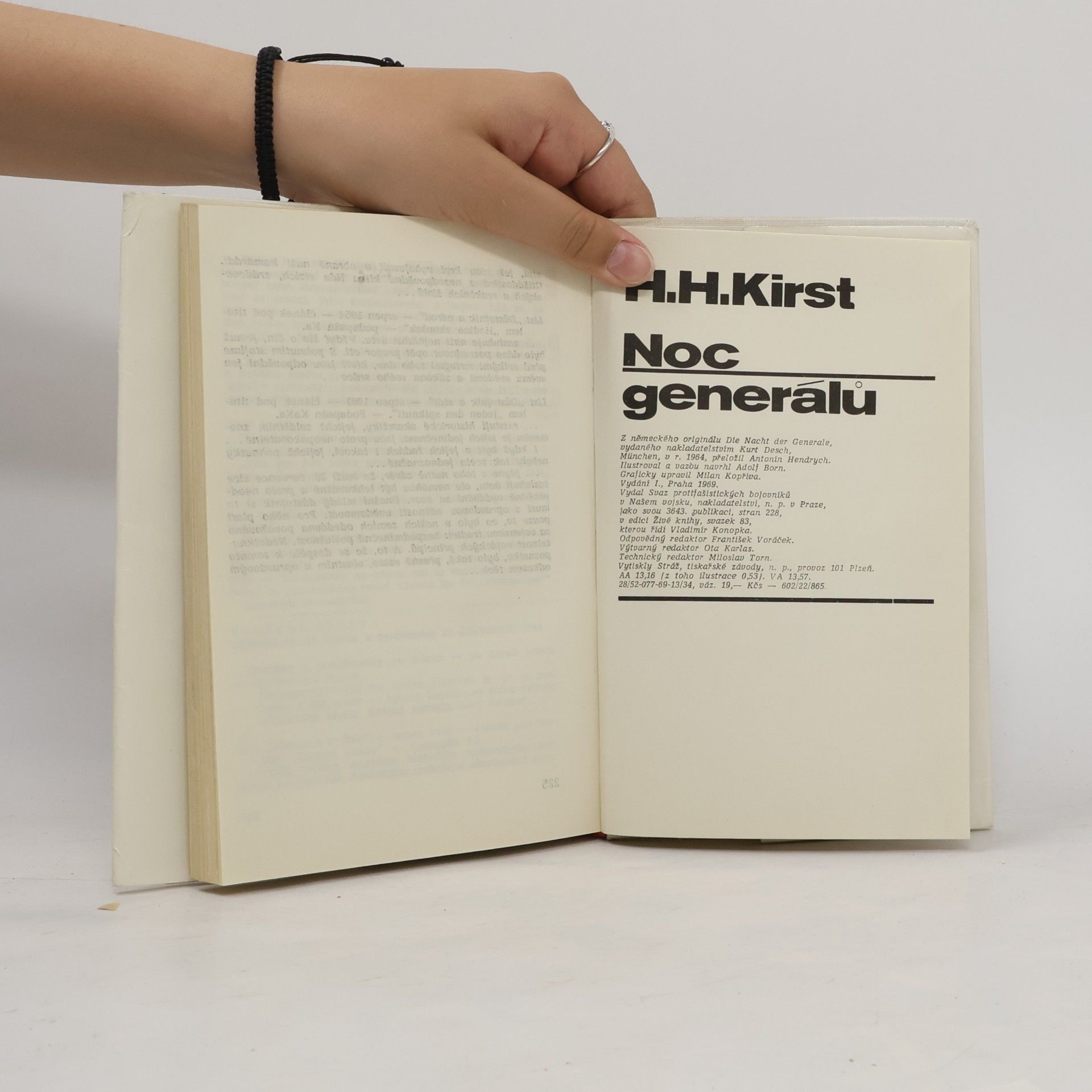 Hans Hellmut Kirst Noc generálů