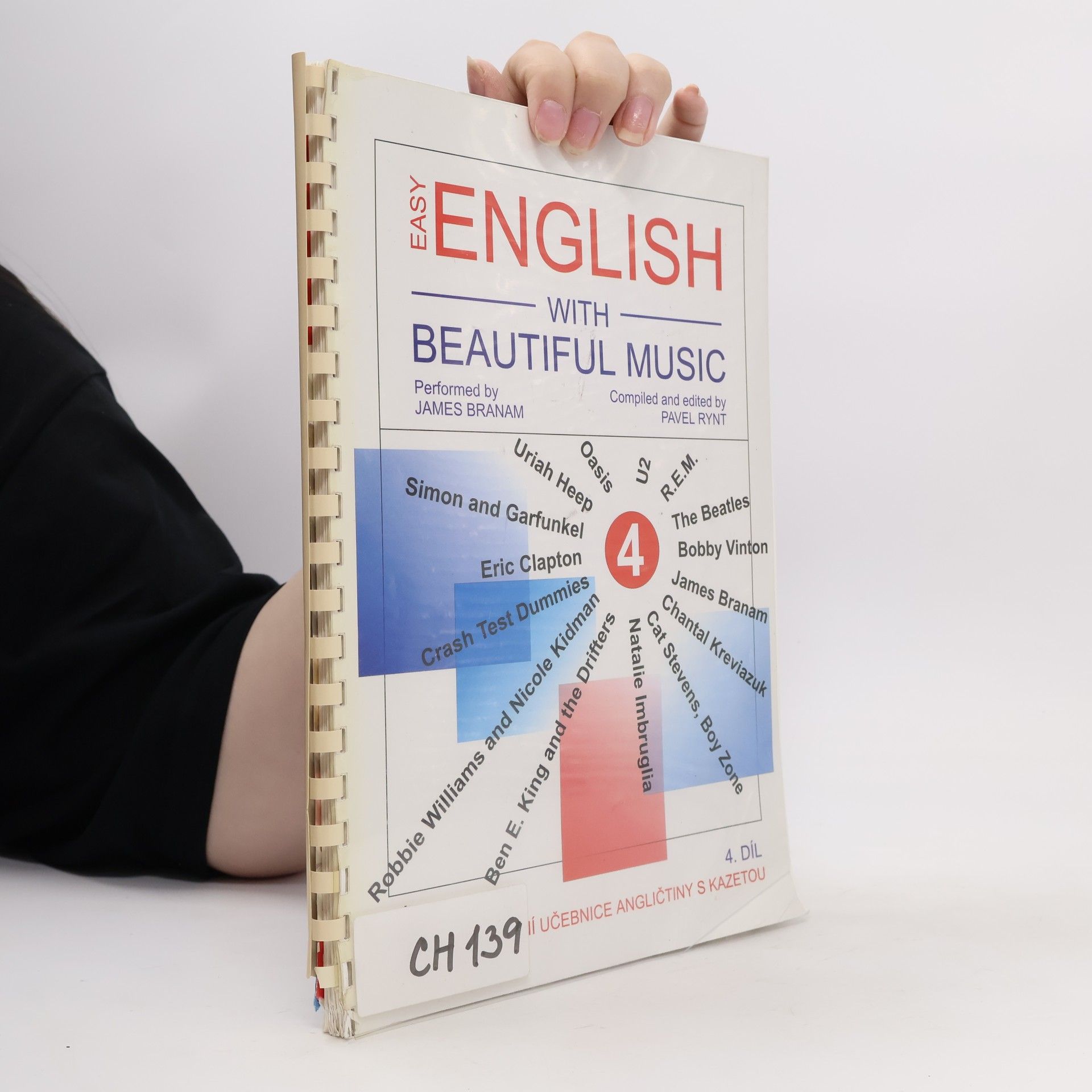 Collectif d'auteurs Easy English with Beautiful Music 4
