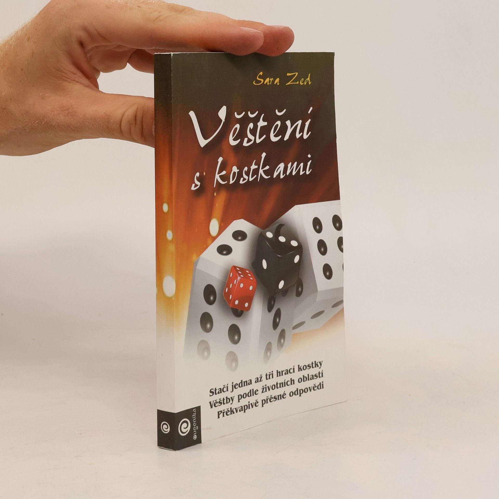 Sara Zed Věštění s kostkami