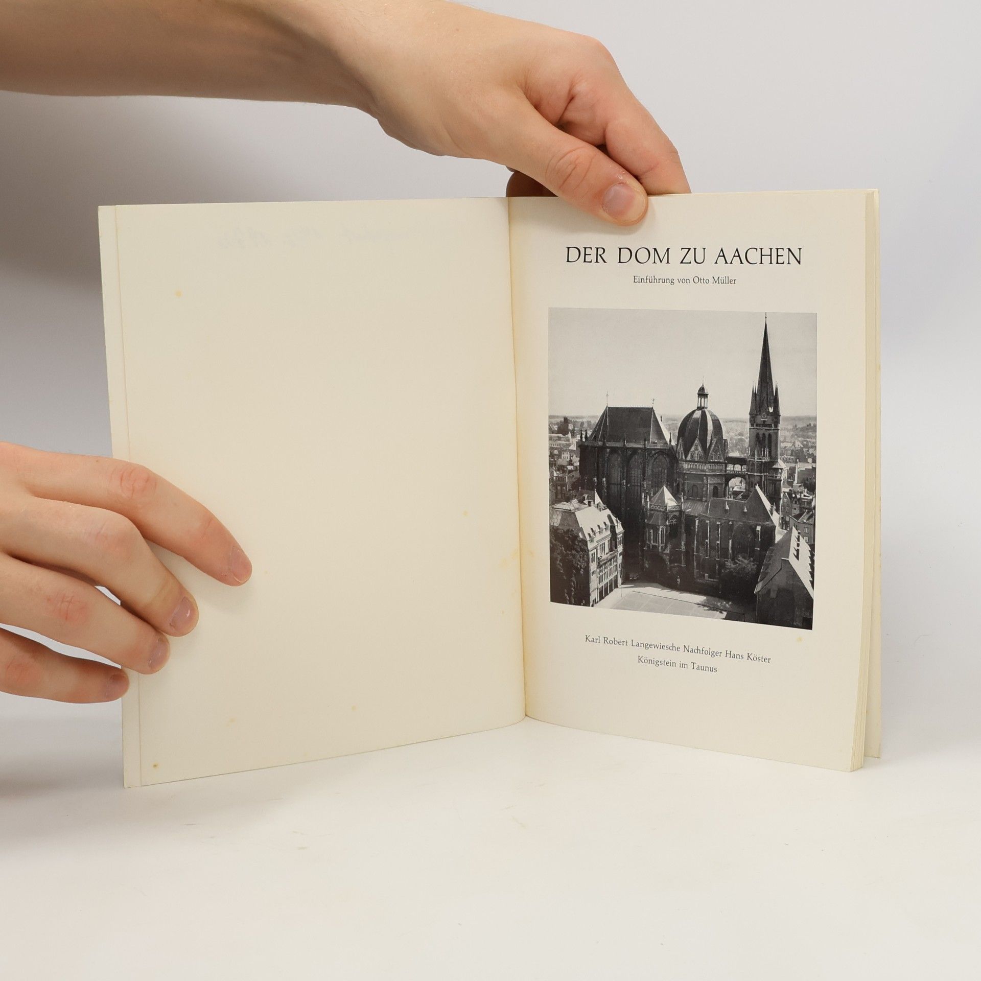 Otto Müller Langewiesche Bücherei. Der Dom zu Aachen