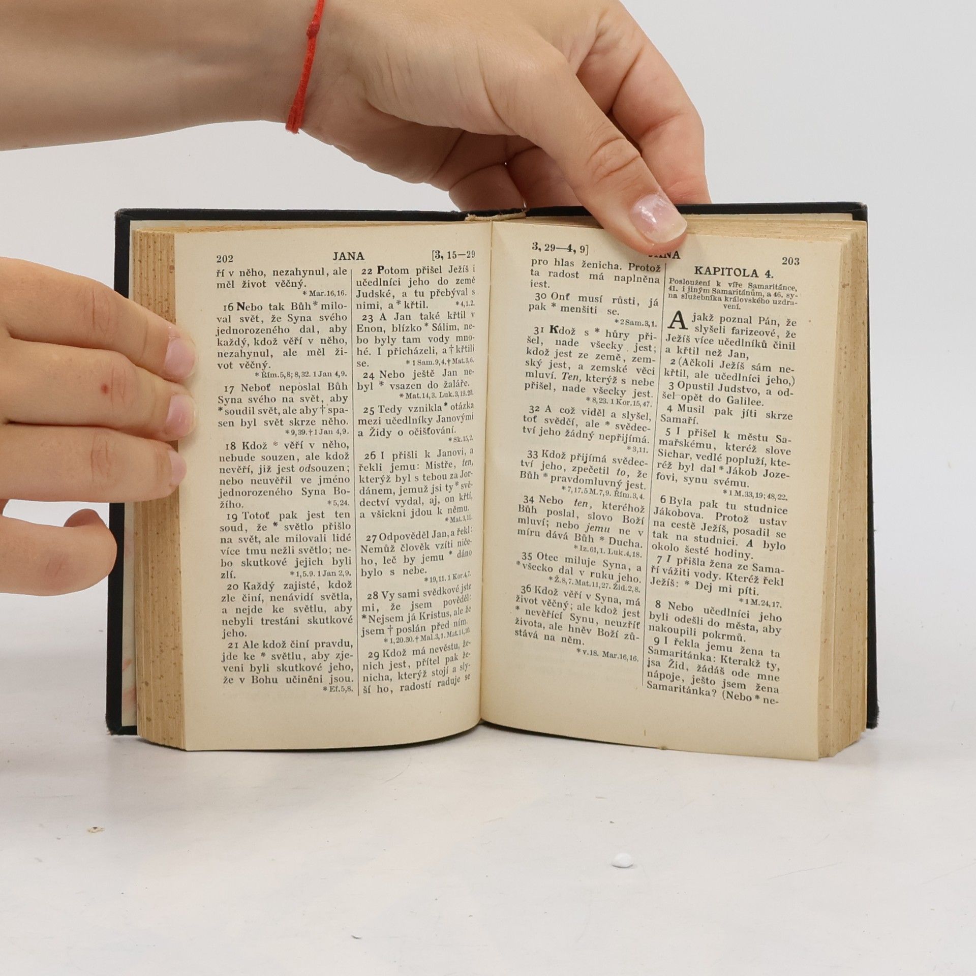 Kolektiv autorů Kralická Biblí svatá, to jest: Svatá písma Starého i Nového zákona: Text kralický z roku 1613 podlé původních textů opravený Svatá písma Starého i Nového zákona Nový zákon Pána a Spasitele našeho Ježíše Krista