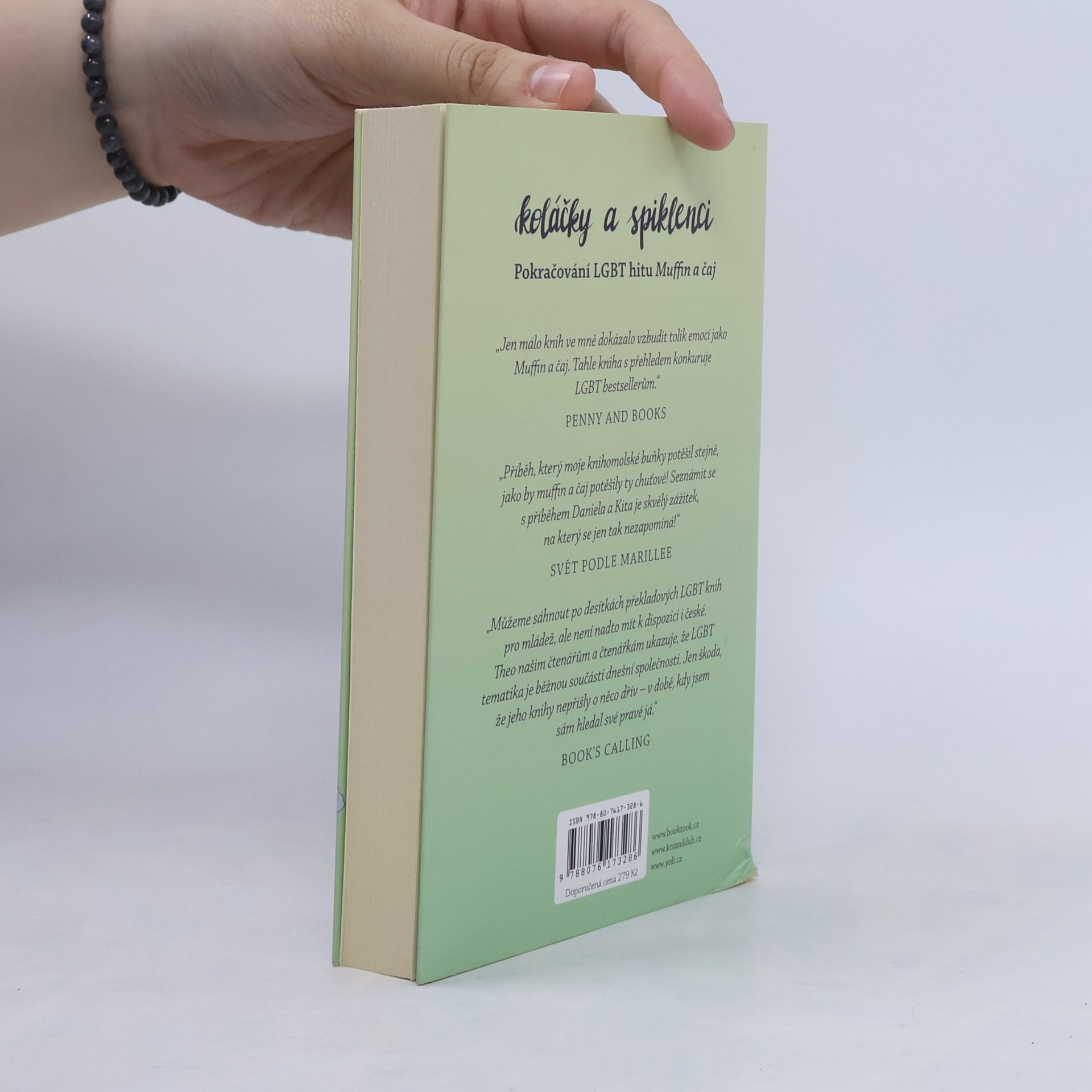 Theo Addair Koláčky a spiklenci