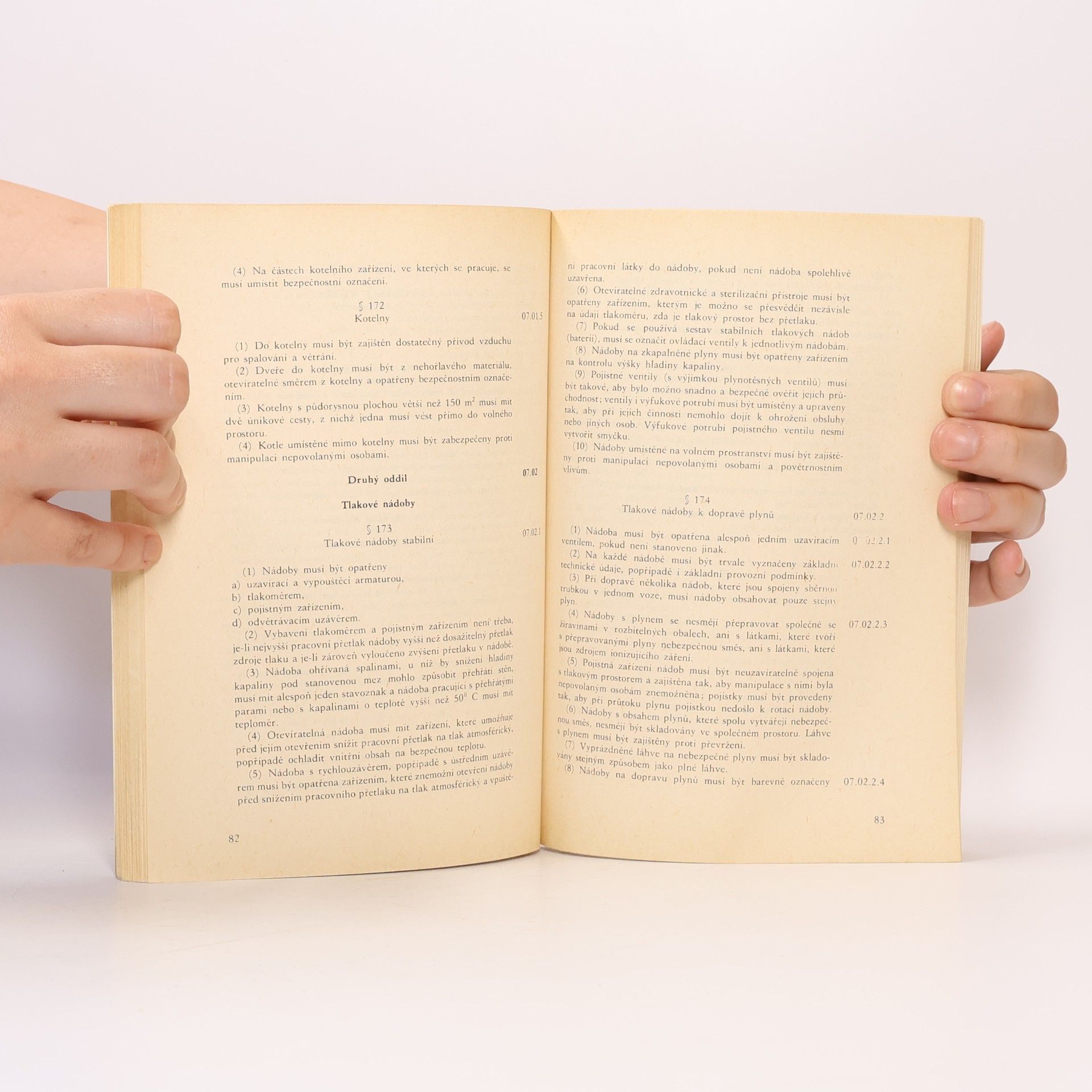 Various authors Základní požadavky k zajištění bezpečnosti práce a technických zařízení
