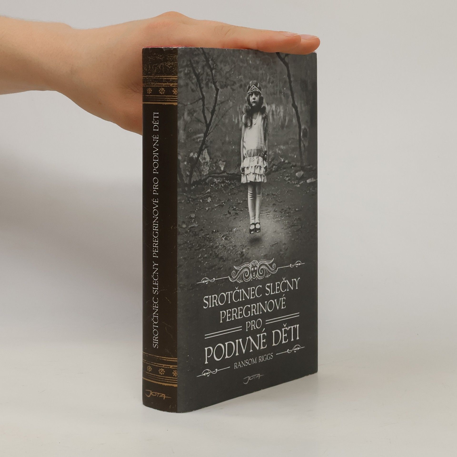 Ransom Riggs Sirotčinec slečny Peregrinové pro podivné děti