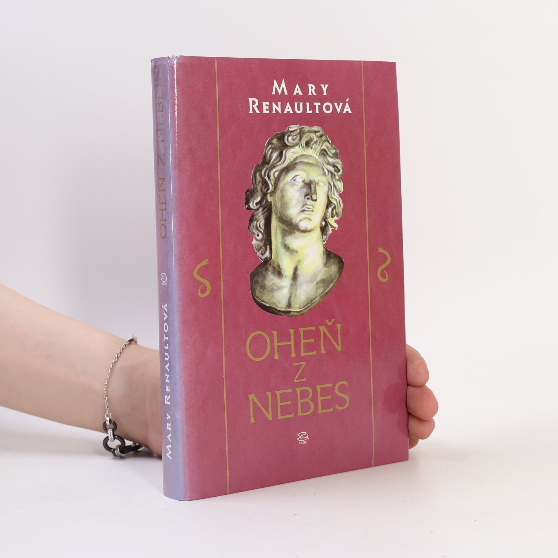 Mary Renault Oheň z nebes