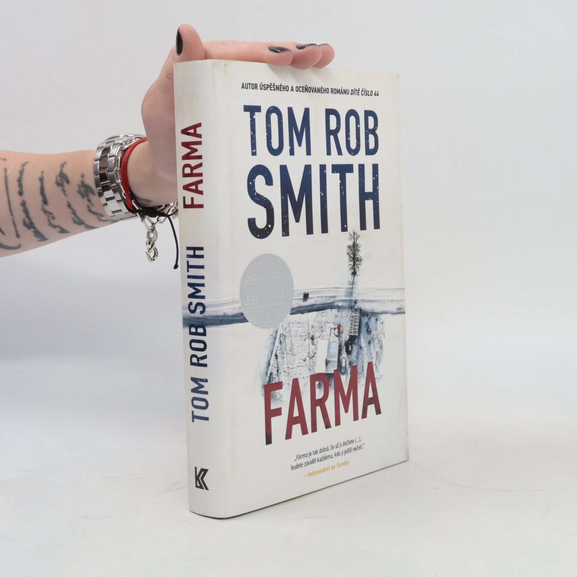 Tom Rob Smith Farma