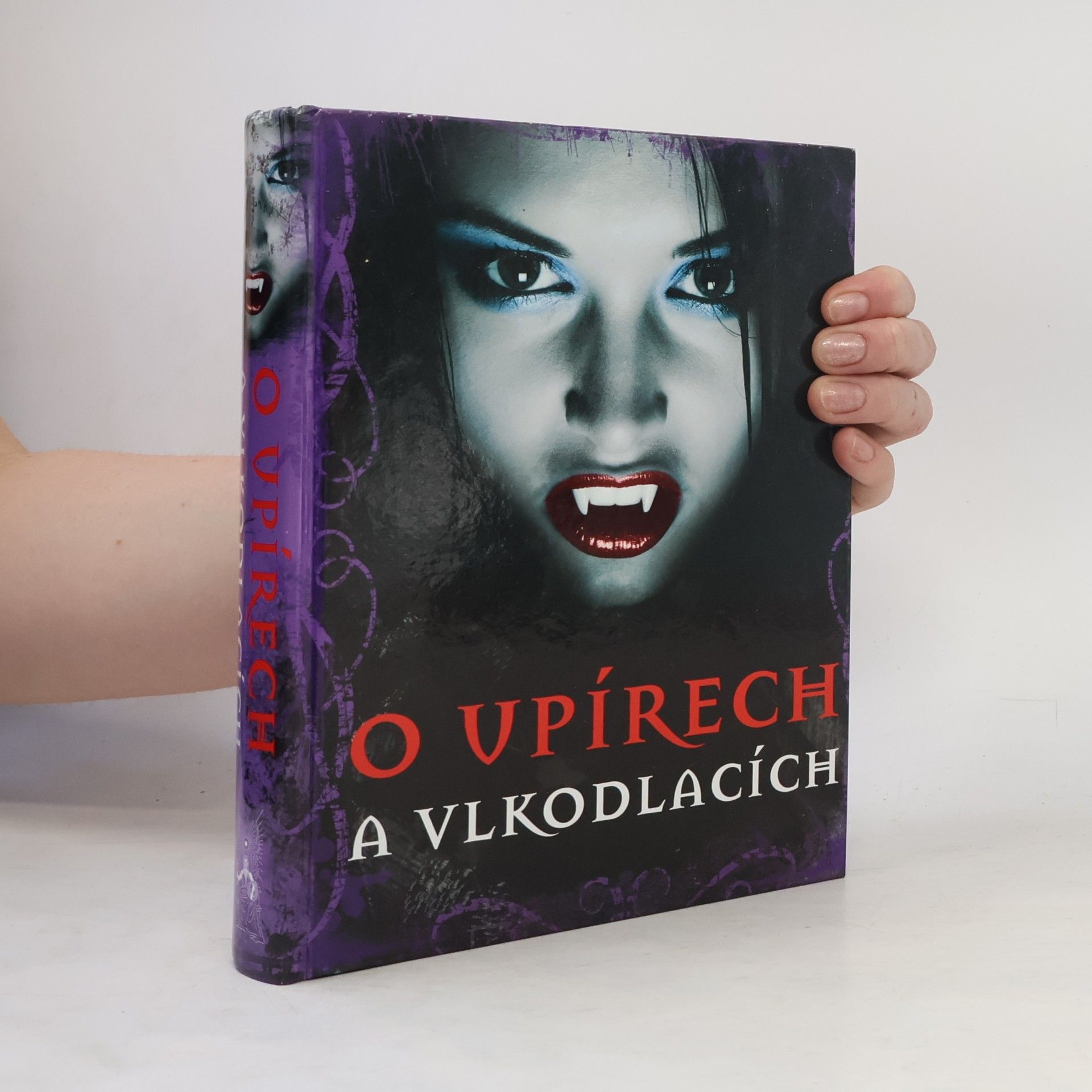 Tig Thomas O upírech a vlkodlacích