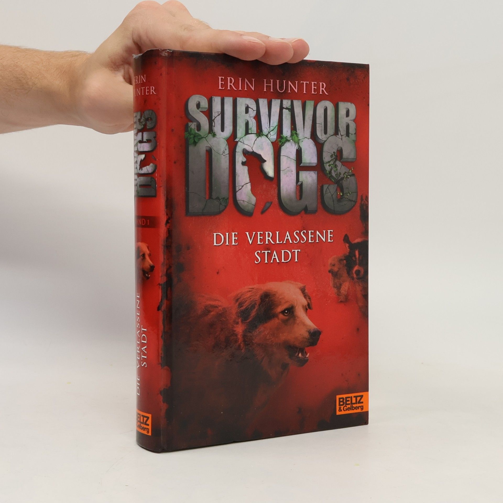 Erin Hunter Survivor Dogs