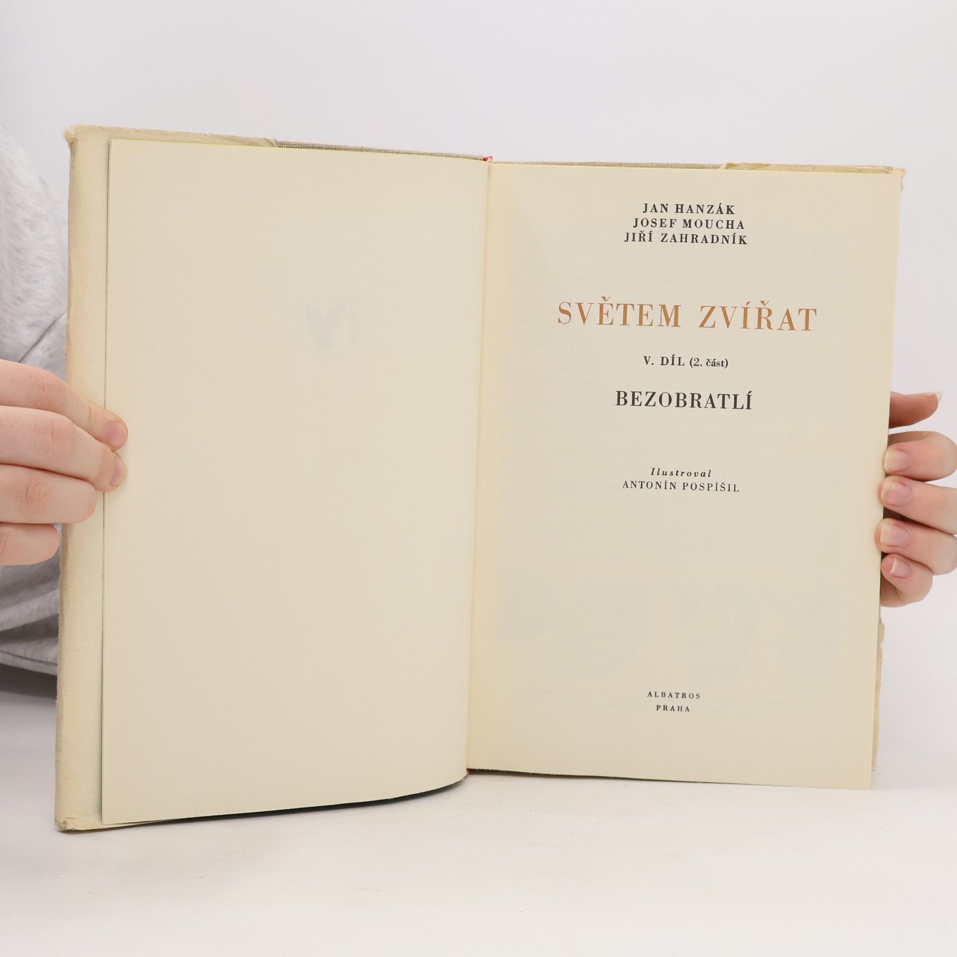Jan Hanzák Světem zvířat V. díl, 2. část