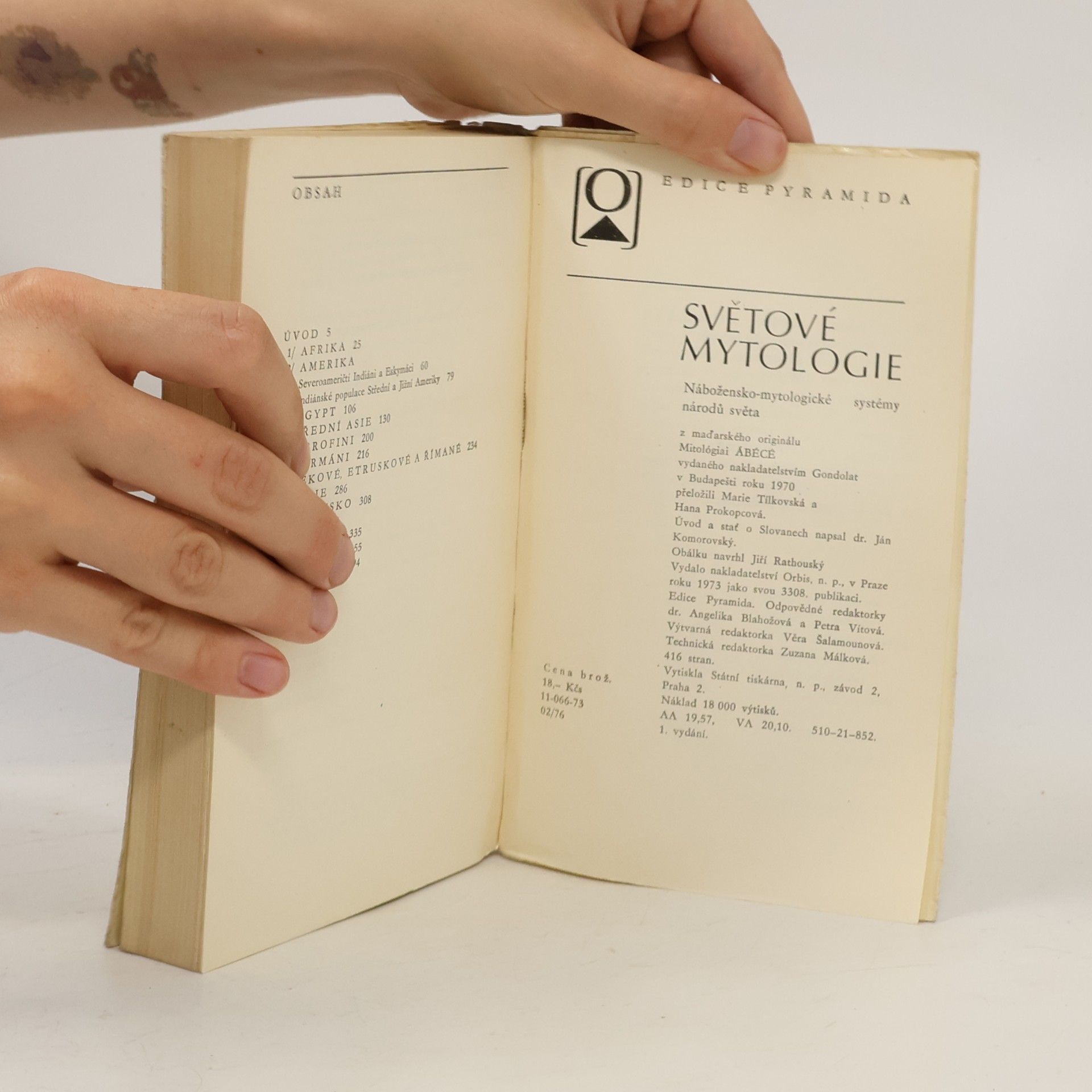 Mária Tilkovská Světové mytologie. Nábožensko-mytologické systémy národů světa