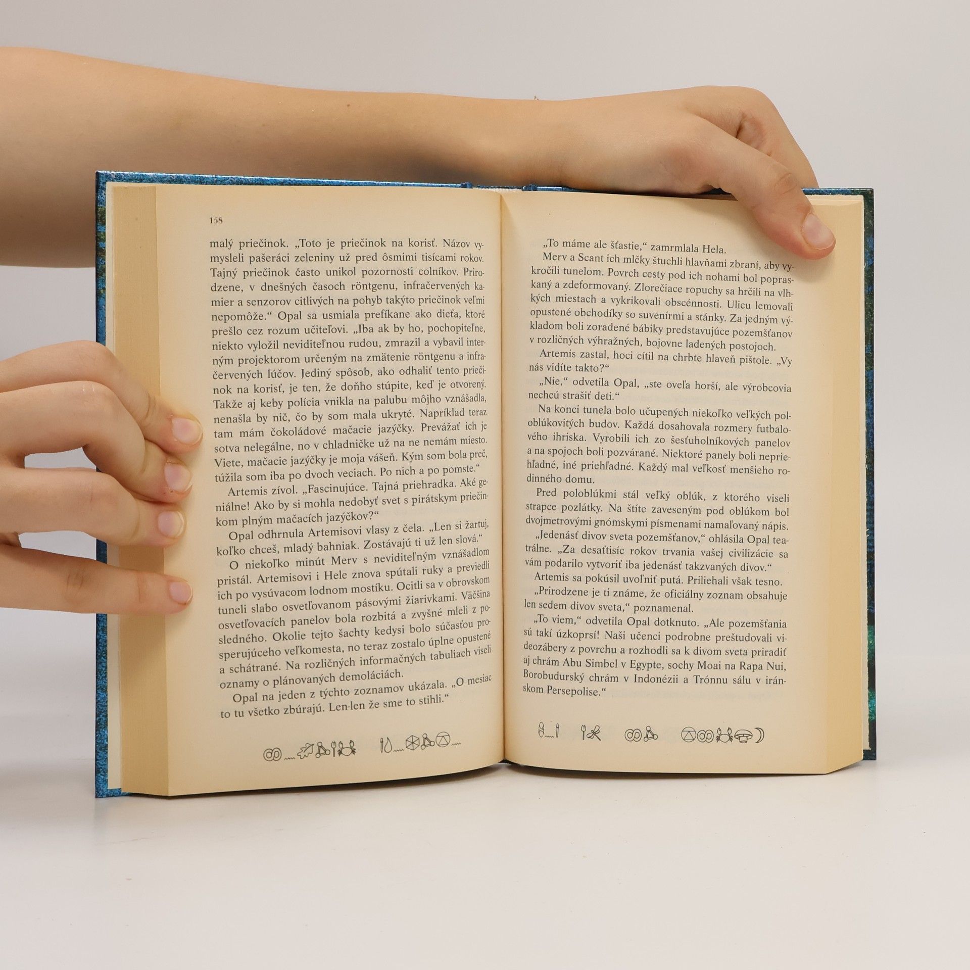 Eoin Colfer Artemis Fowl : Opalin podvod