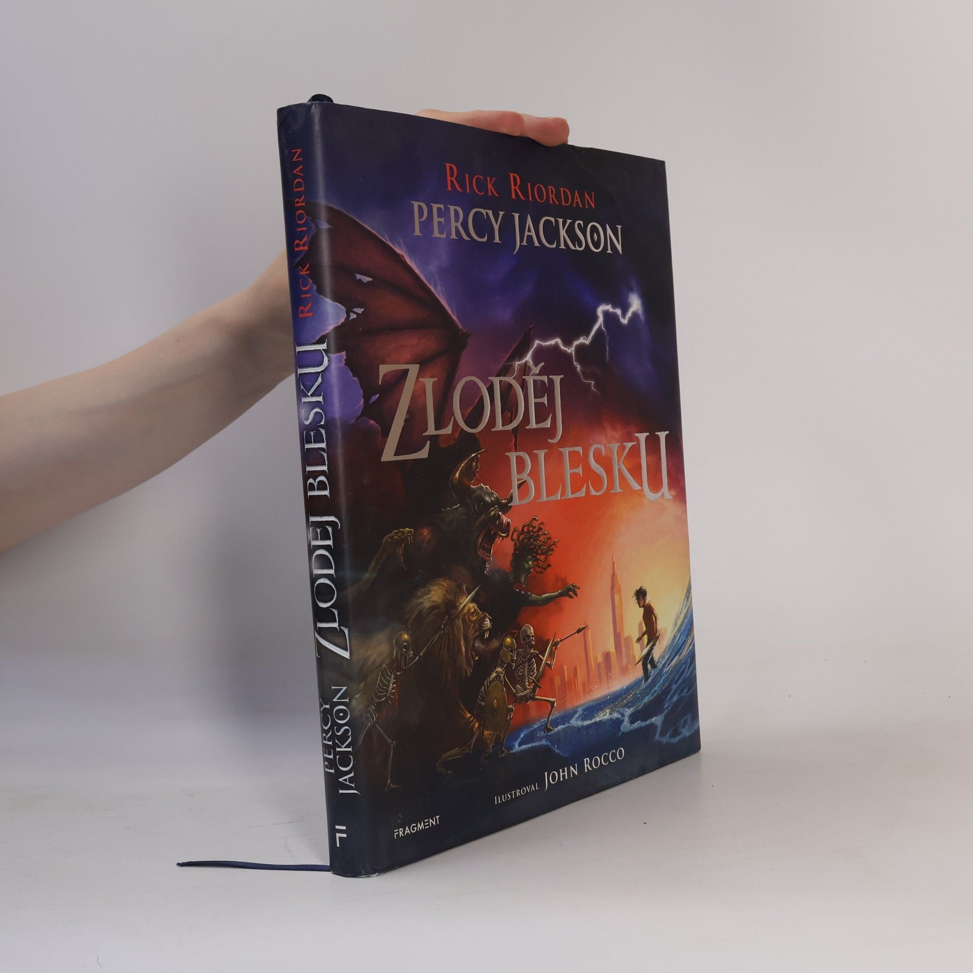 Rick Riordan Percy Jackson. Zloděj blesku