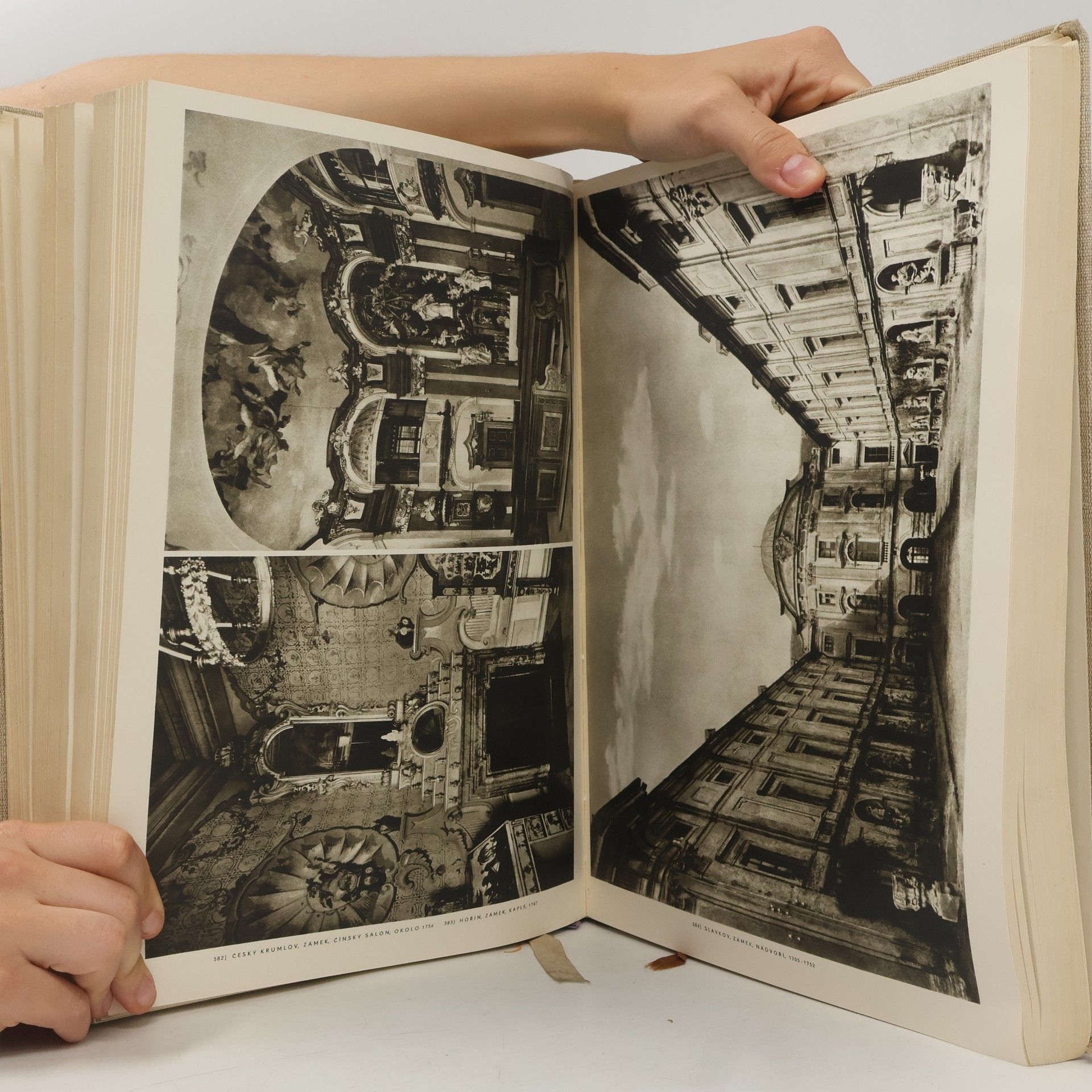 Autorenkollektiv Architektura v českém národním dědictví