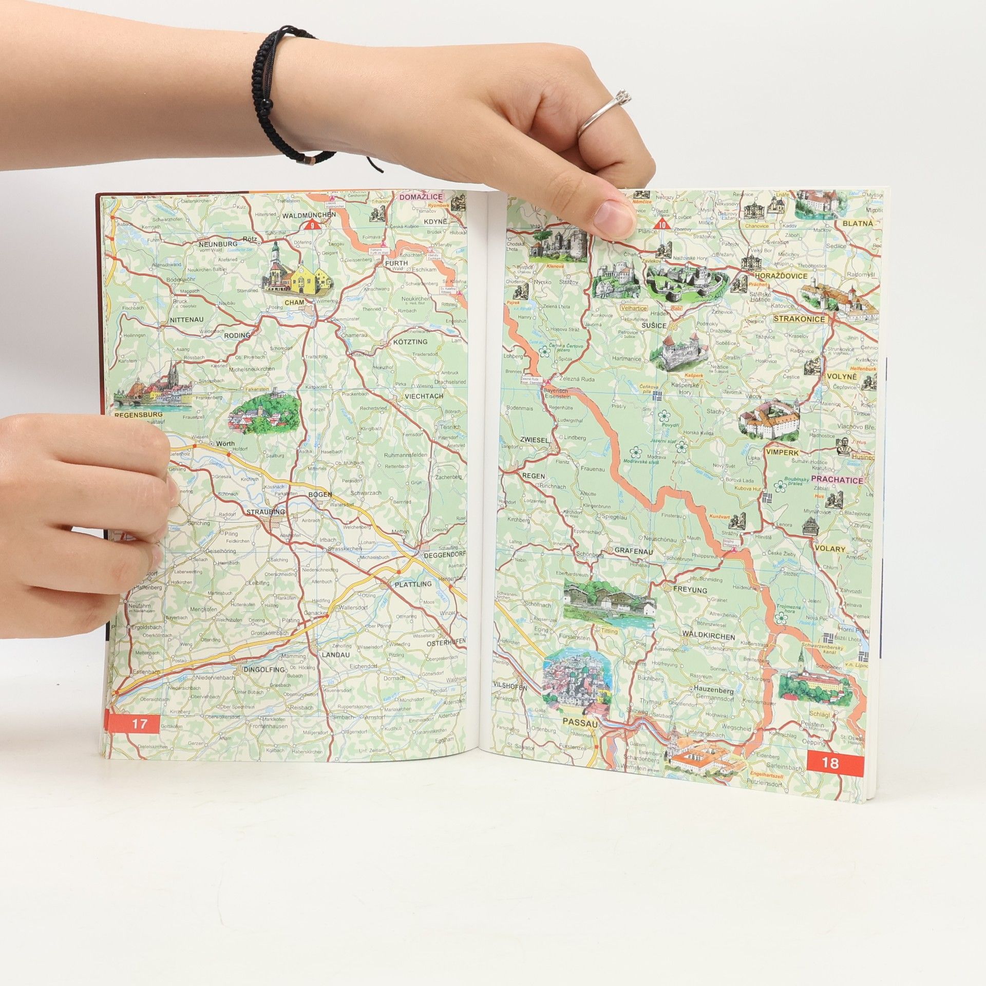 Various authors Hrady a zámky a jiné turistické zajímavosti Česká republika