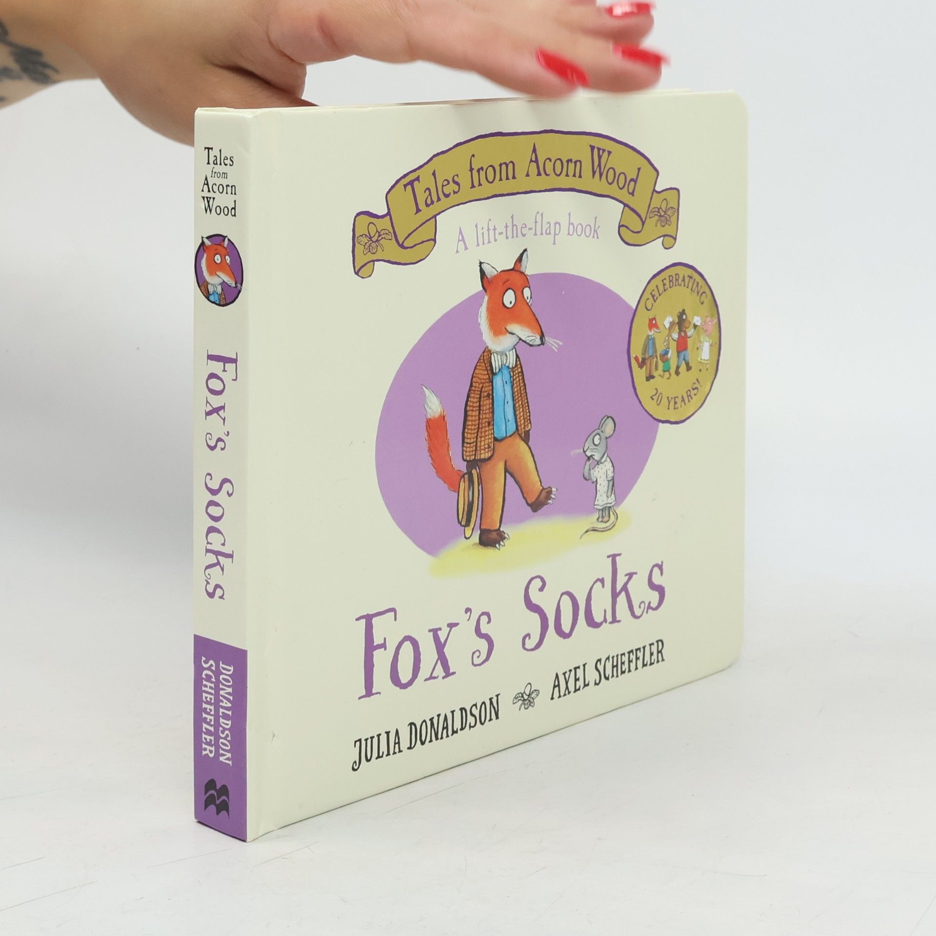 Julia Donaldson Tales from Acorn Wood: Fox's Socks