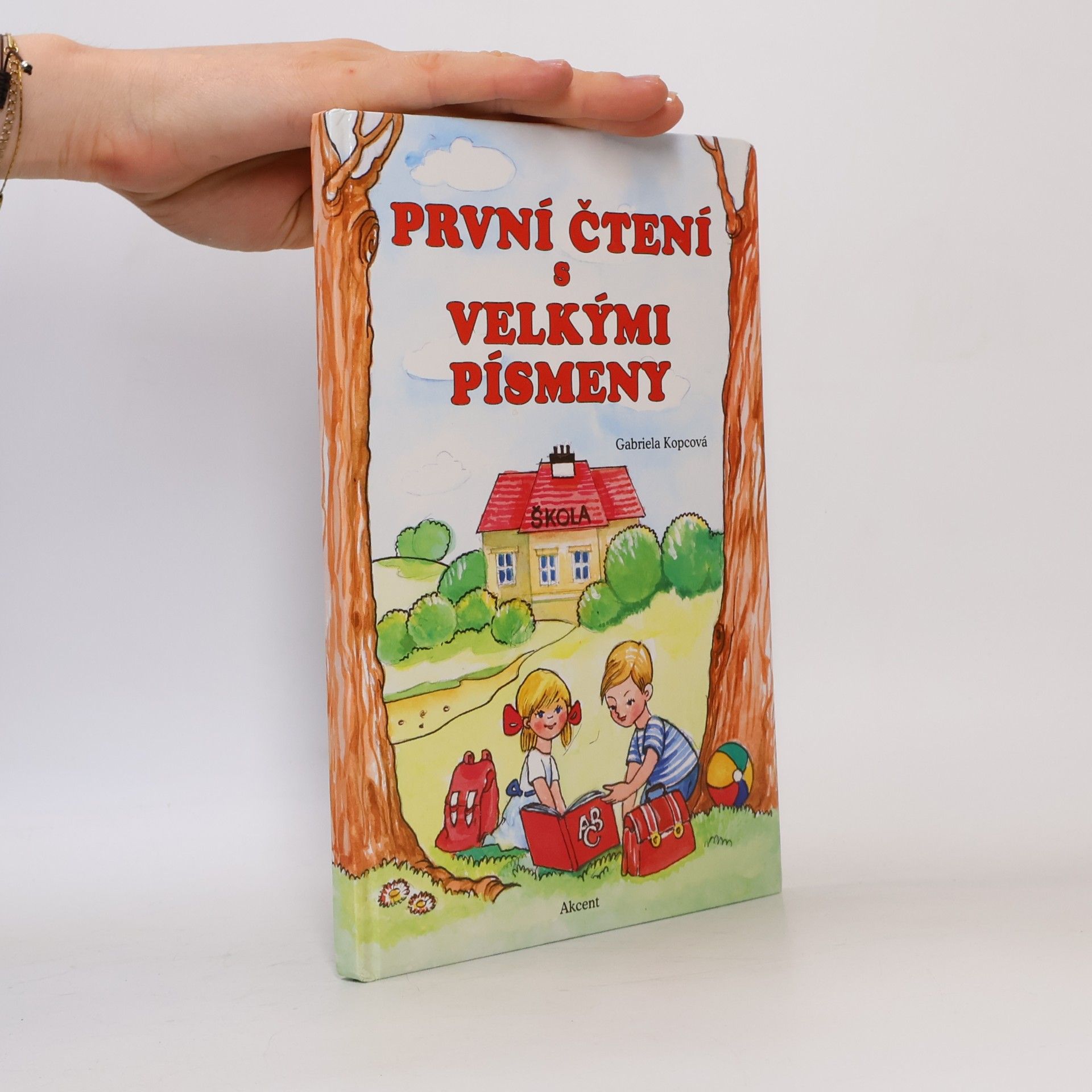 Gabriela Kopcová První čtení s velkými písmeny