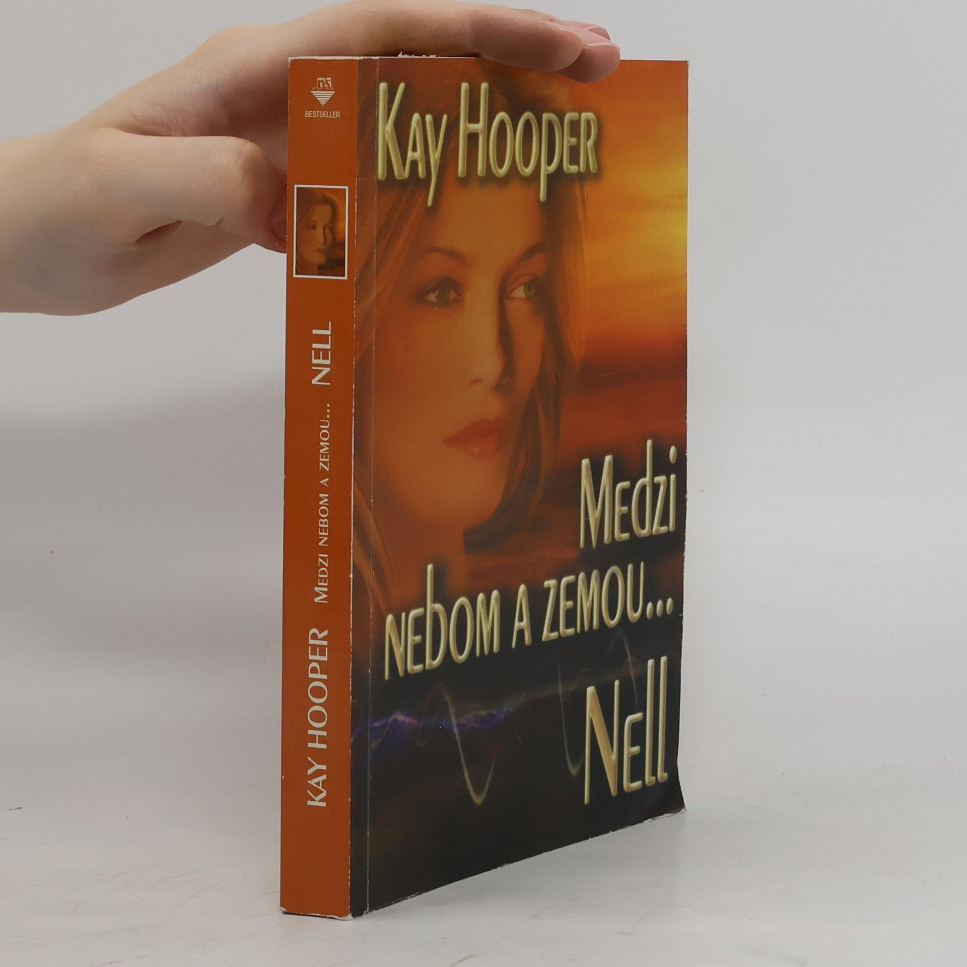 Kay Hooper Nell