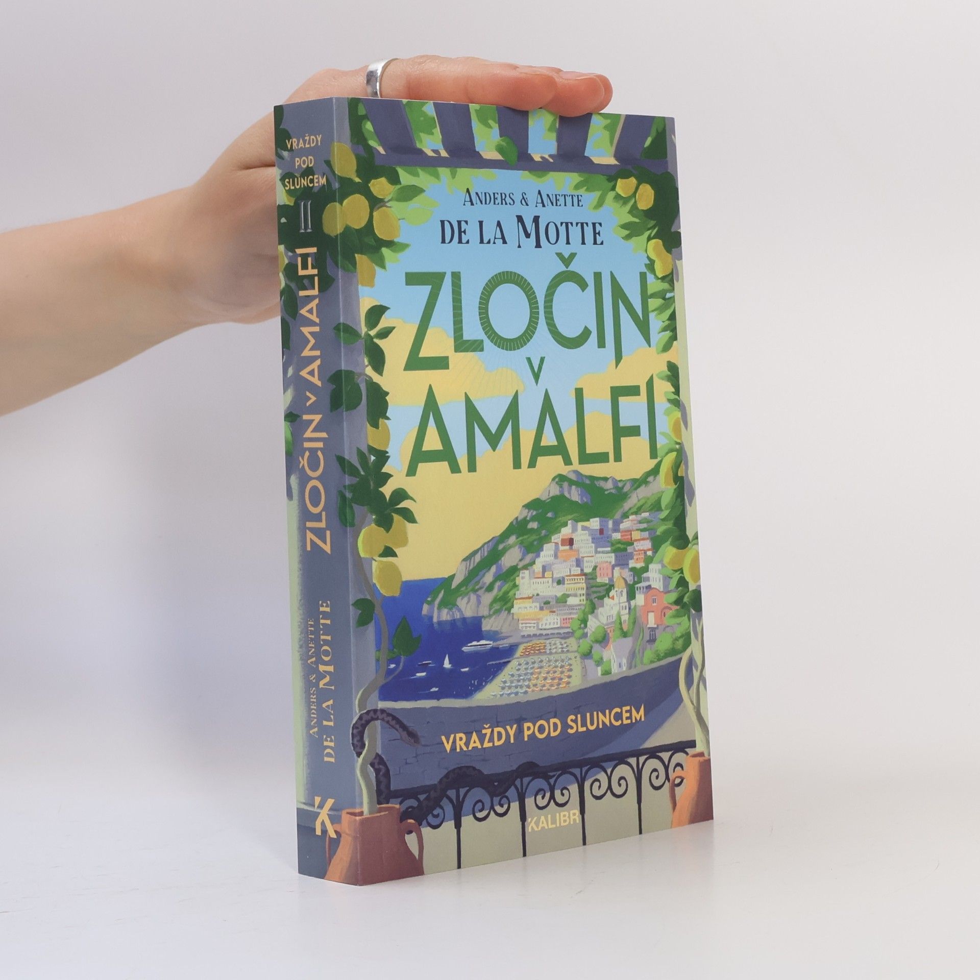 Anette De la Motte Vraždy pod sluncem II: Zločin v Amalfi