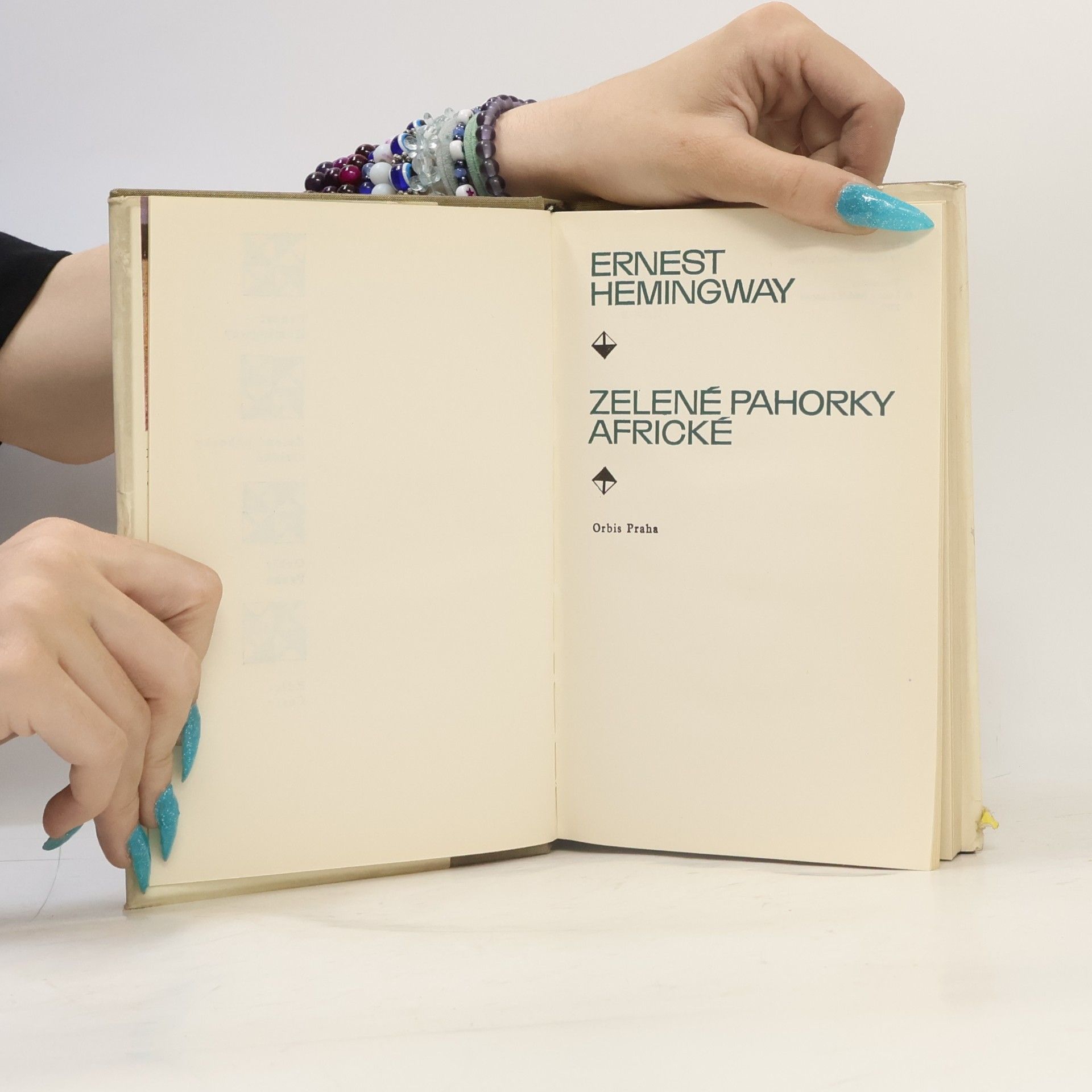Ernest Hemingway Zelené pahorky africké