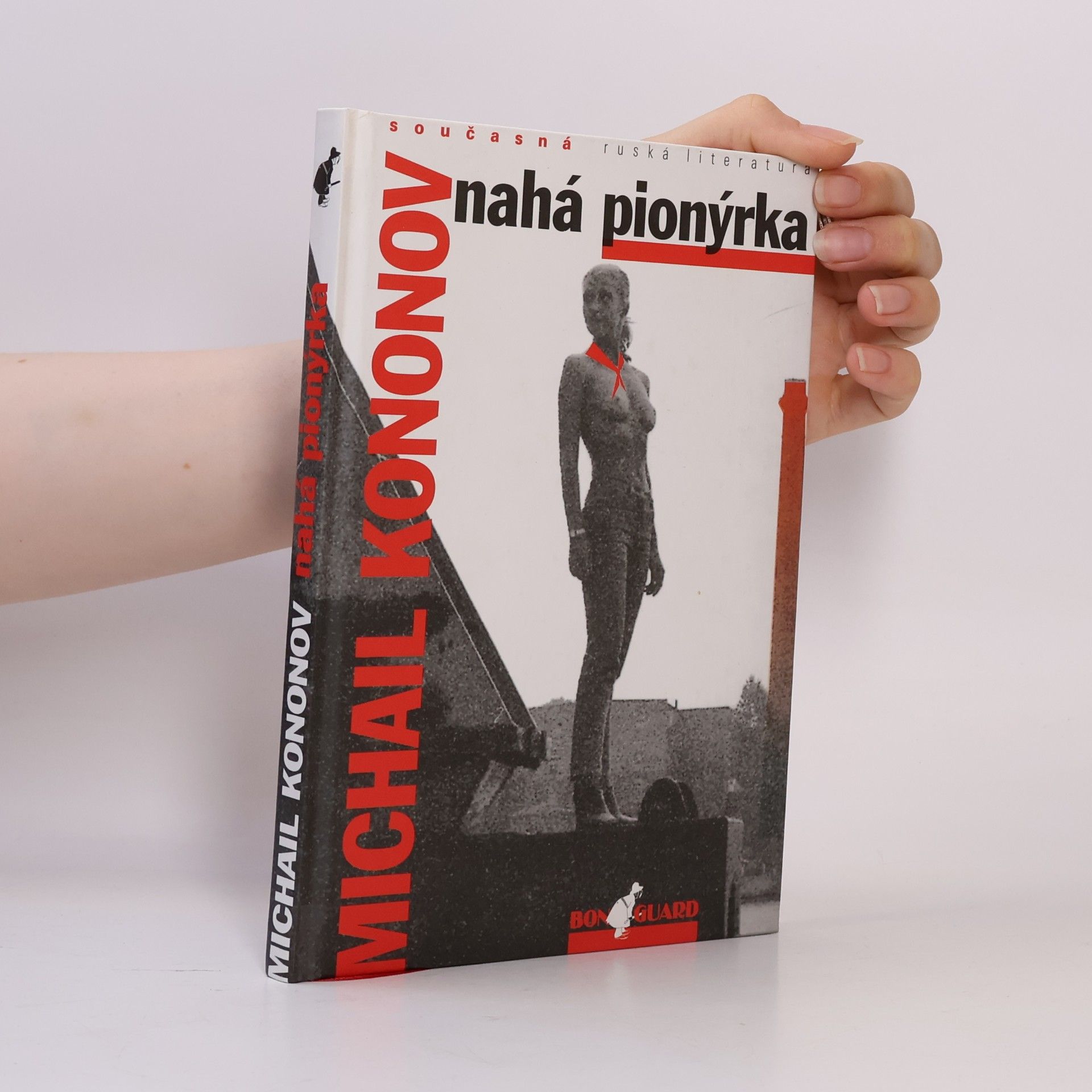 Nahá pionýrka
