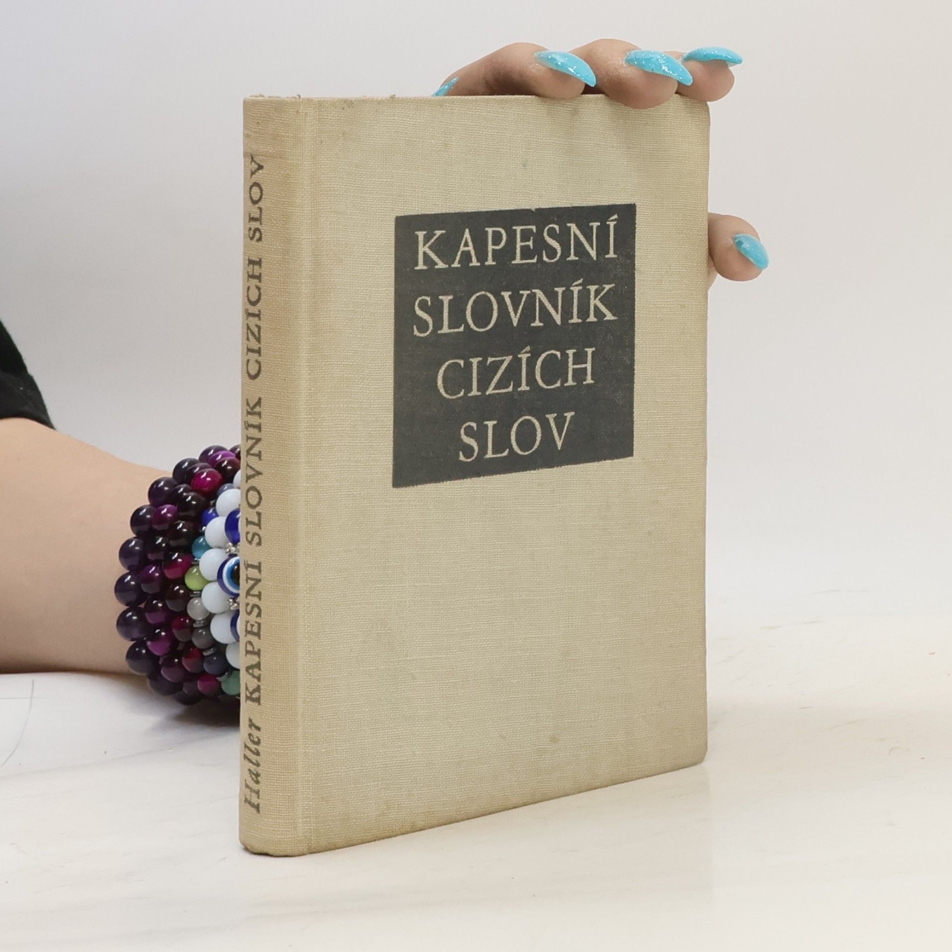 Jiří Haller Kapesní slovník cizích slov