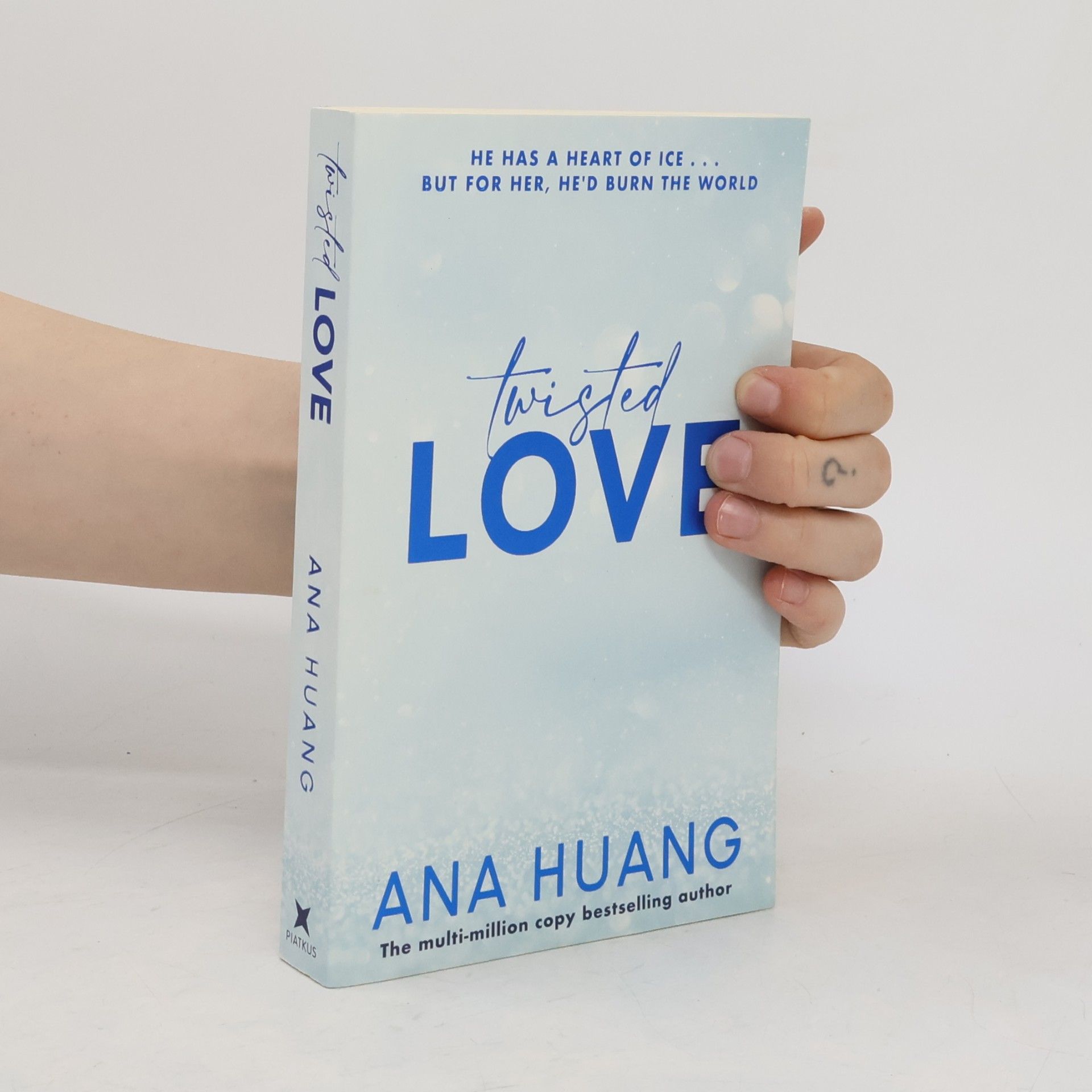 Ana Huang Twisted love. Twisted book one