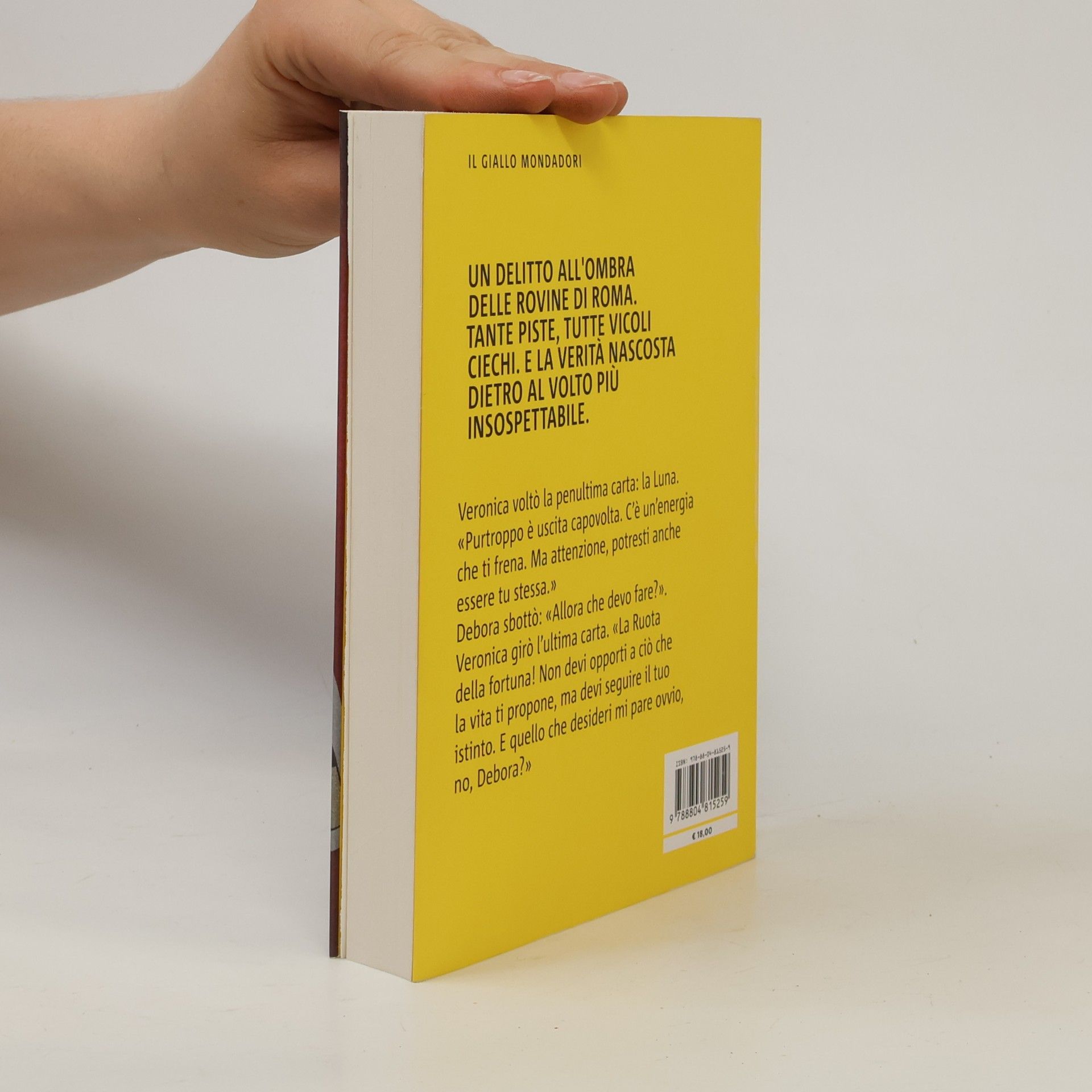 Nora Venturini Il Giallo Mondadori - 18: La luna storta