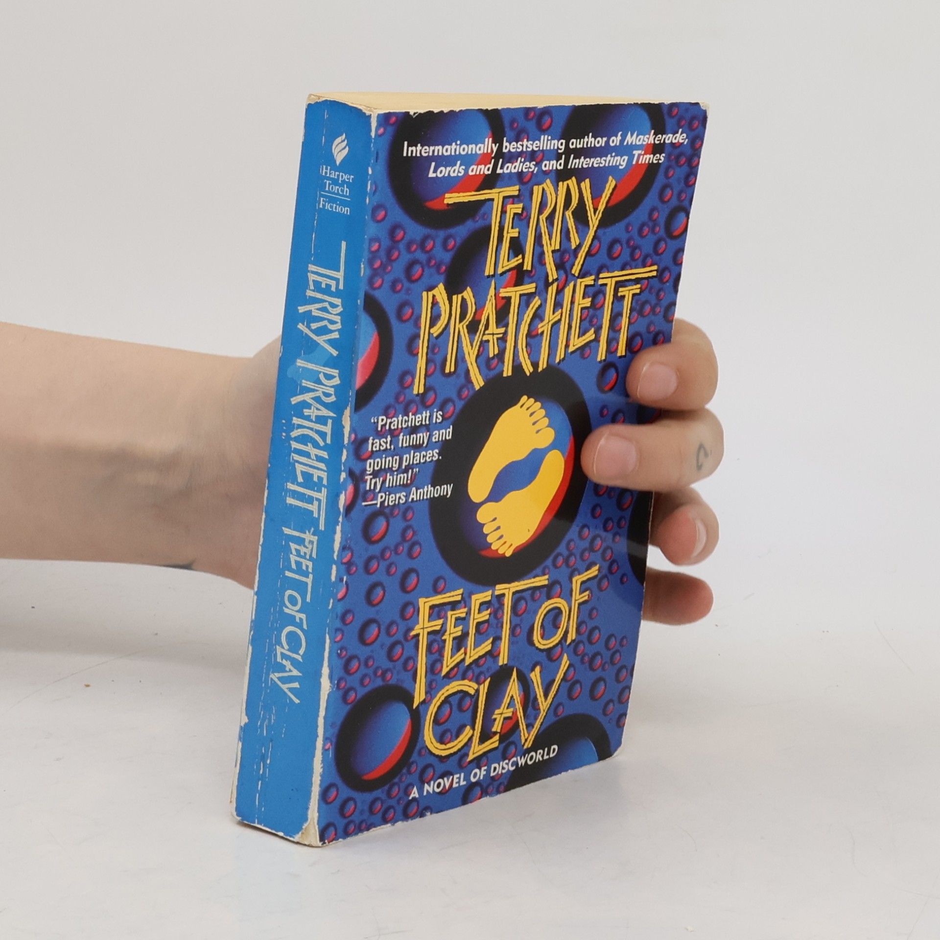 Terry Pratchett Feet of Clay