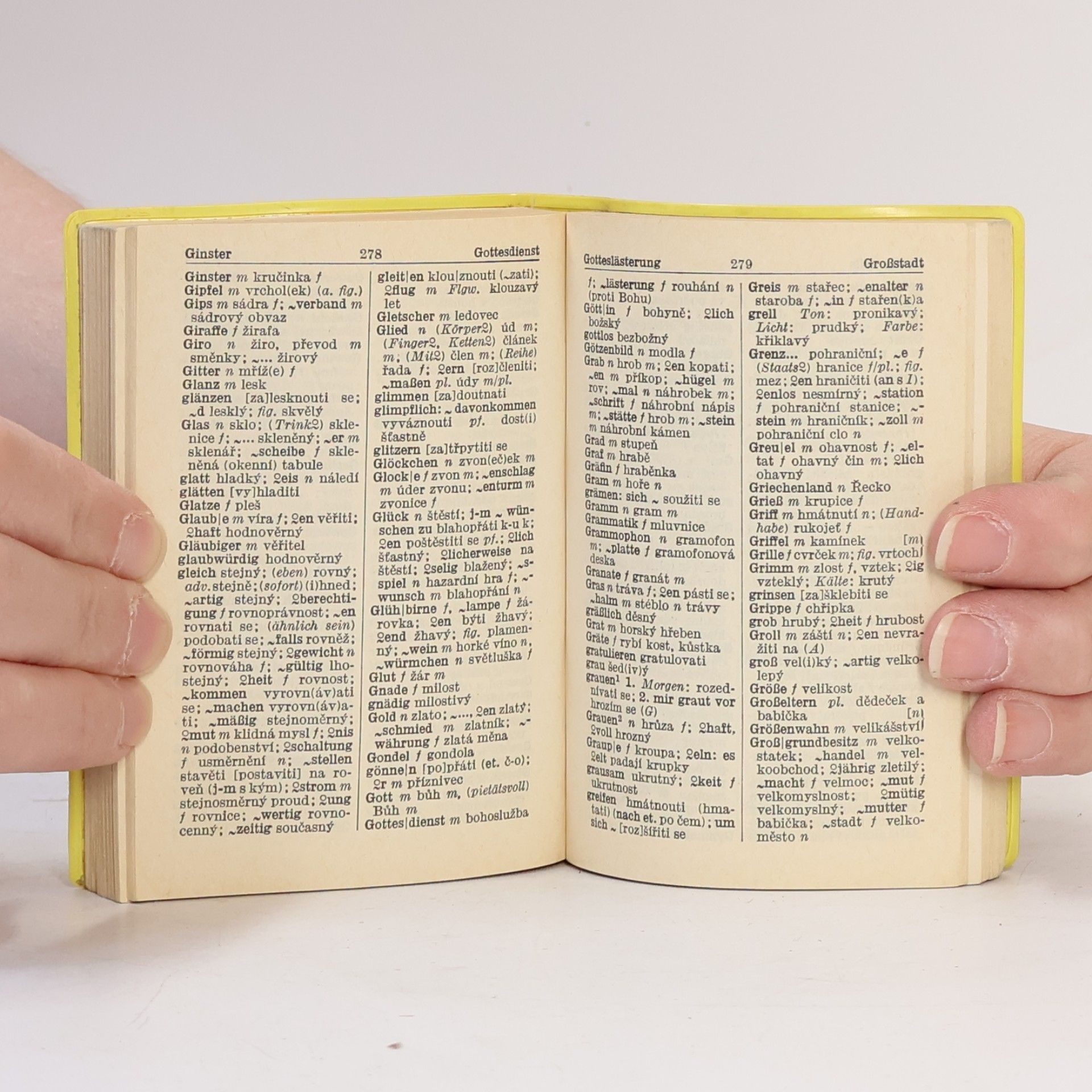 Friedrich Kabesch Langenscheidts Universal-Wörterbuch : Tschechisch-Deutsch Deutsch-Tschechisch