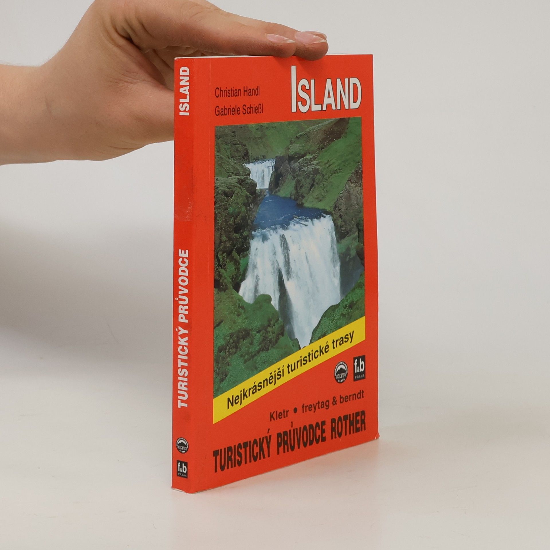 Christian Handl Island. Nejkrásnější turistické trasy