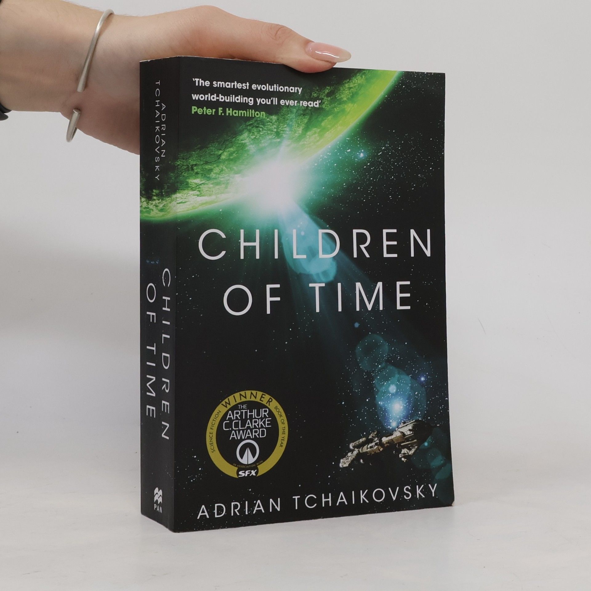 Adrian Tchaikovsky Children of Time