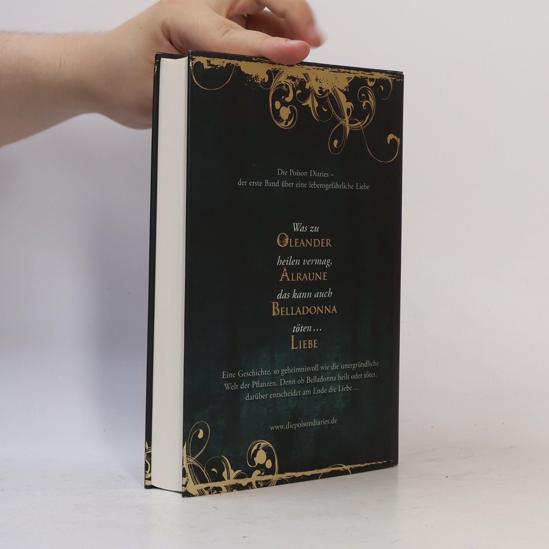 Maryrose Wood Die Poison Diaries
