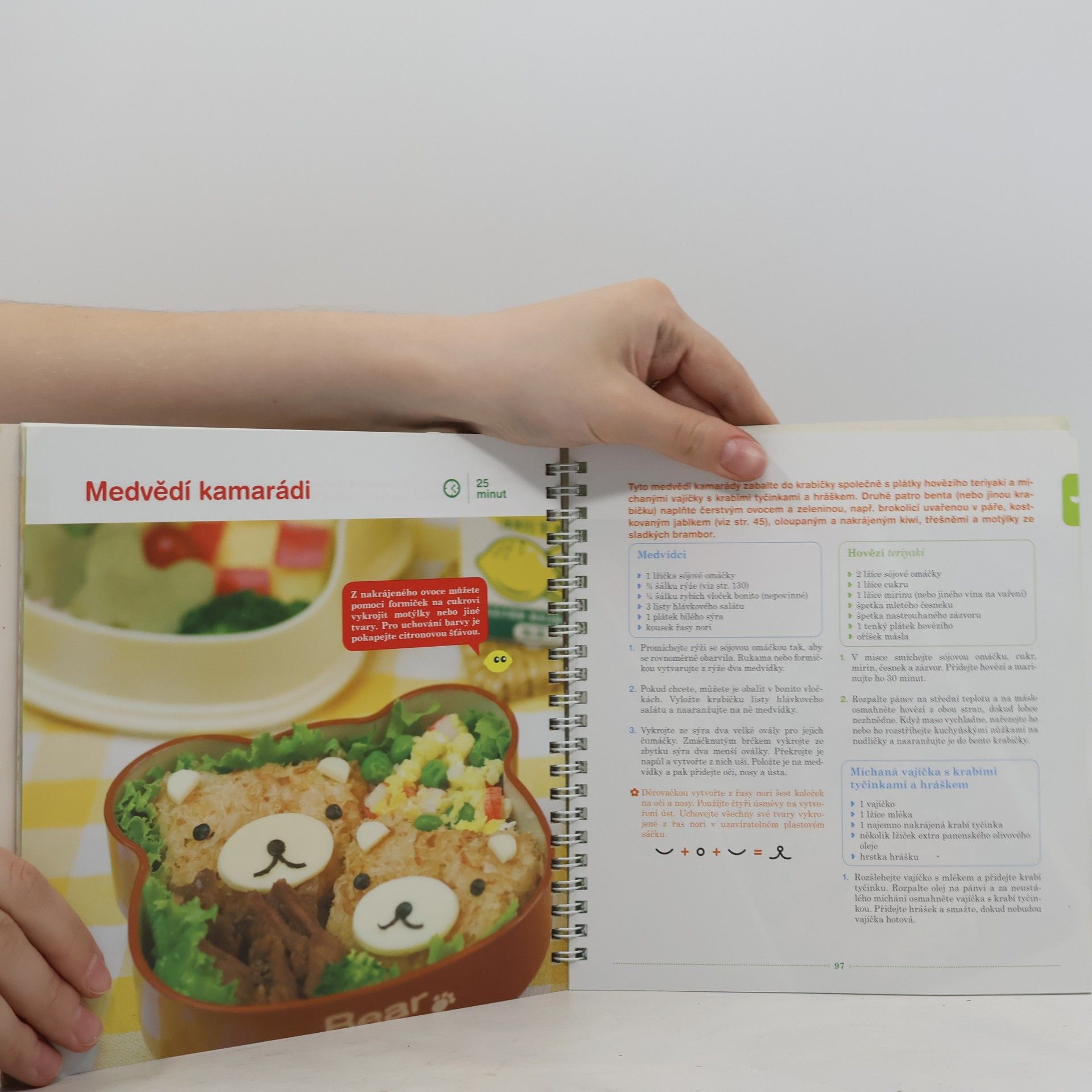 Crystal Watanabe Zdravé a hravé svačinky BENTO: každodenní recepty na nápadité jídlo