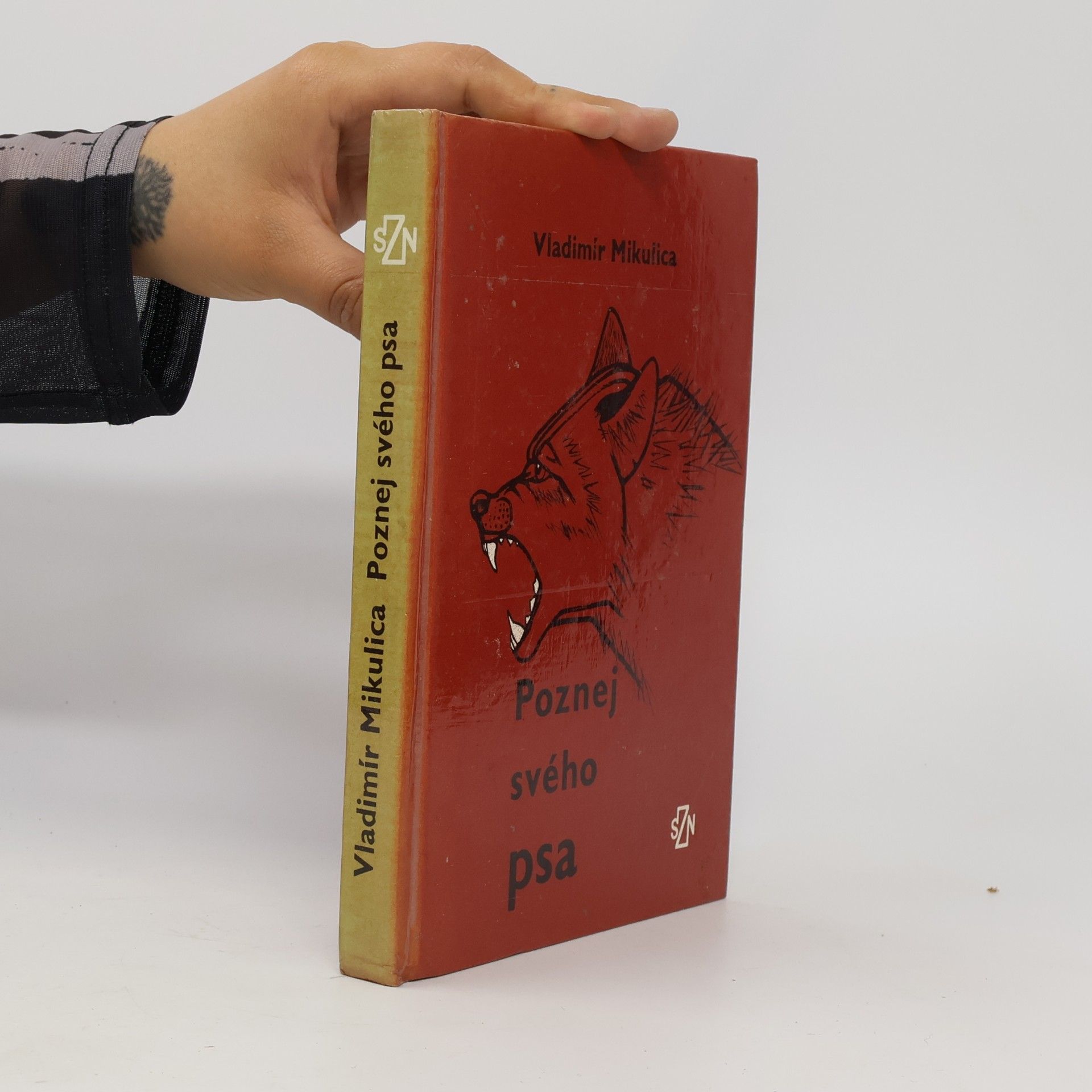 Vladimír Mikulica Poznej svého psa. Základy etologie a psychologie psa