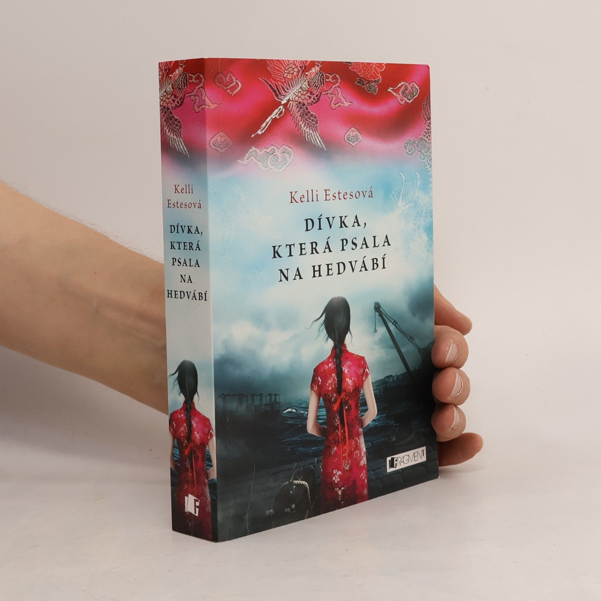 Kelli Estes Dívka, která psala na hedvábí