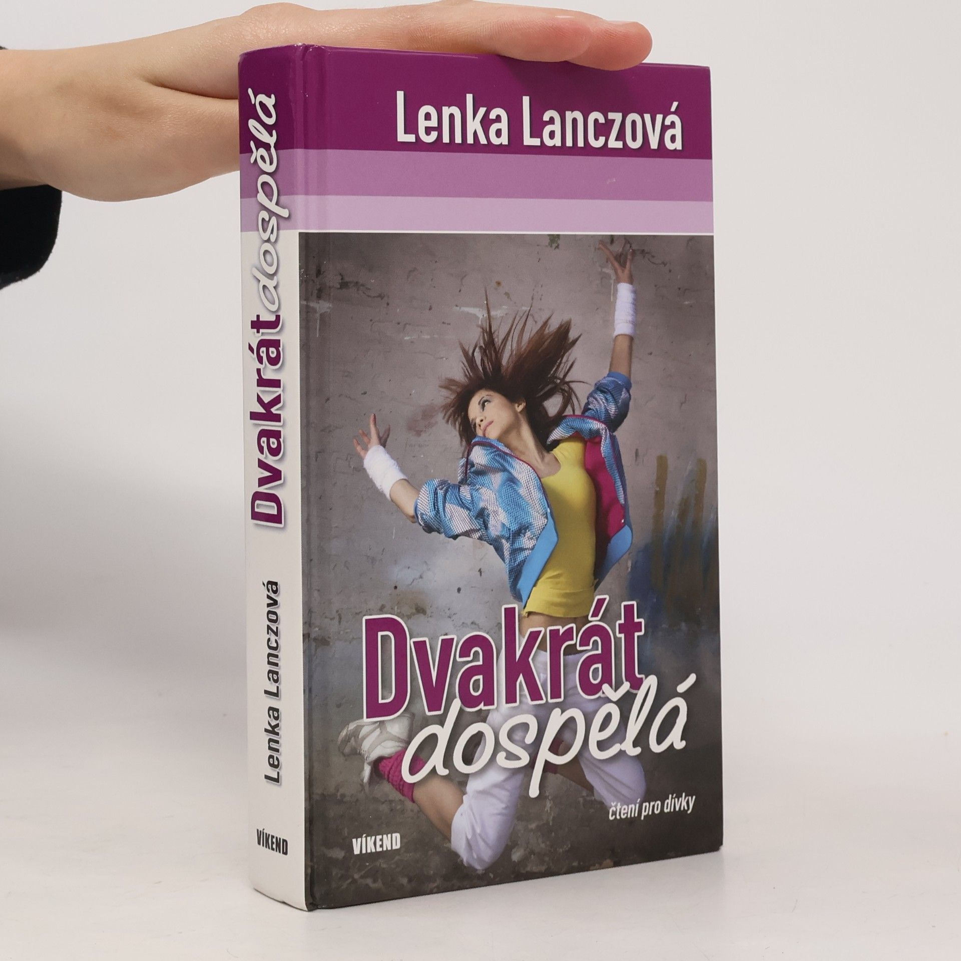 Lenka Lanczová Dvakrát dospělá