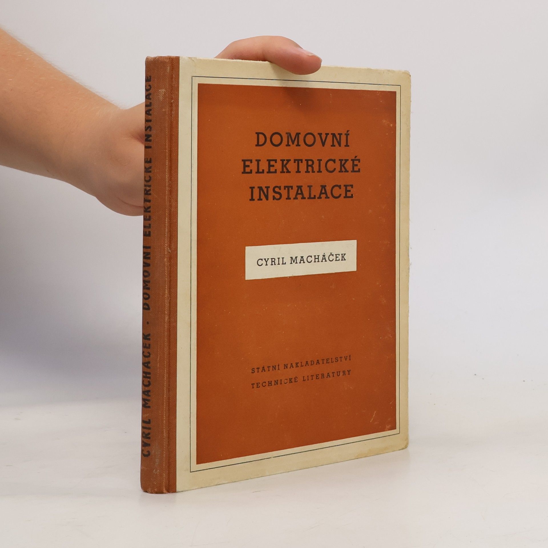 Cyril Macháček Domovní elektrické instalace