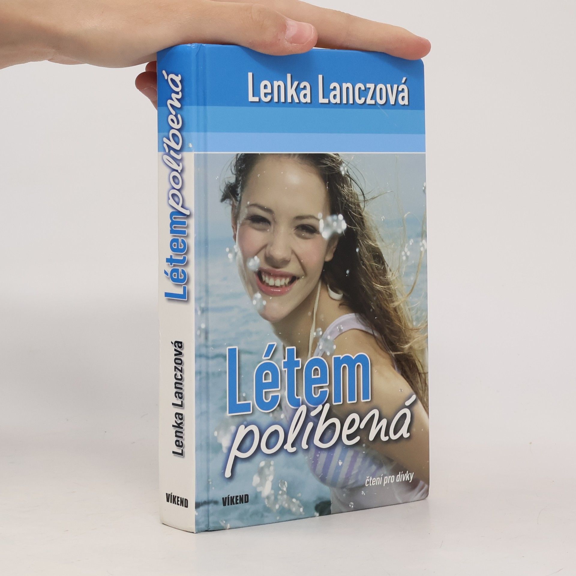 Lenka Lanczová Létem políbená