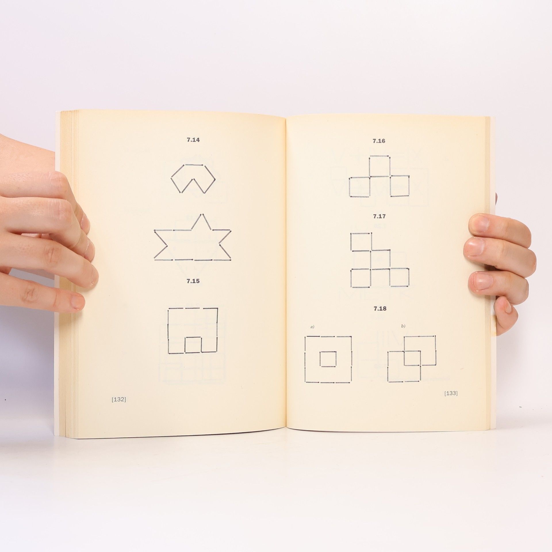 Jiří Loukota Veselá matematika aneb Kouzla, hříčky, hádanky, rébusy, lamohlavy