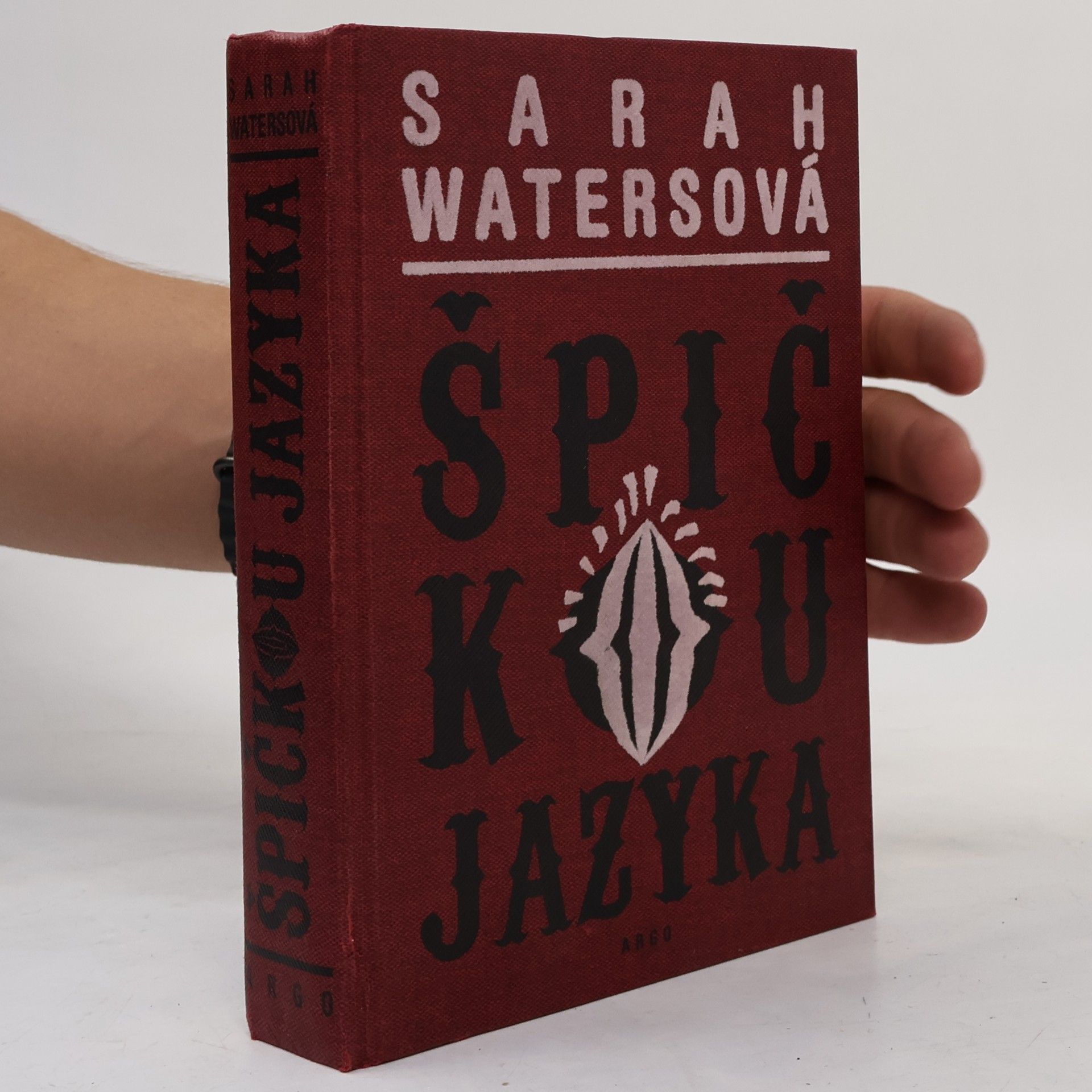 Sarah Waters Špičkou jazyka