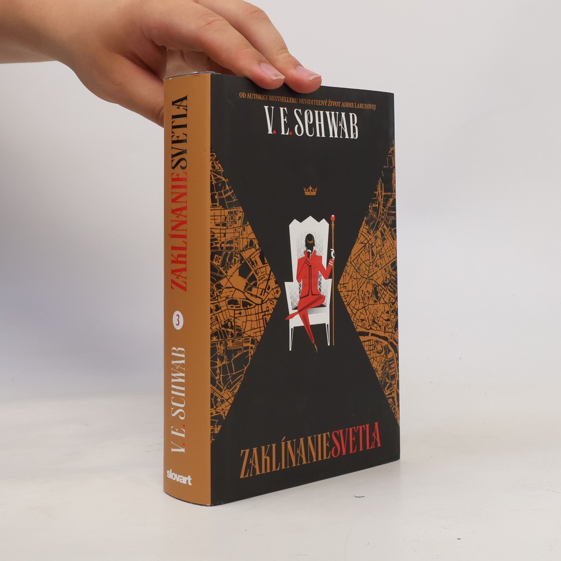 V. E. Schwab Zaklínanie svetla