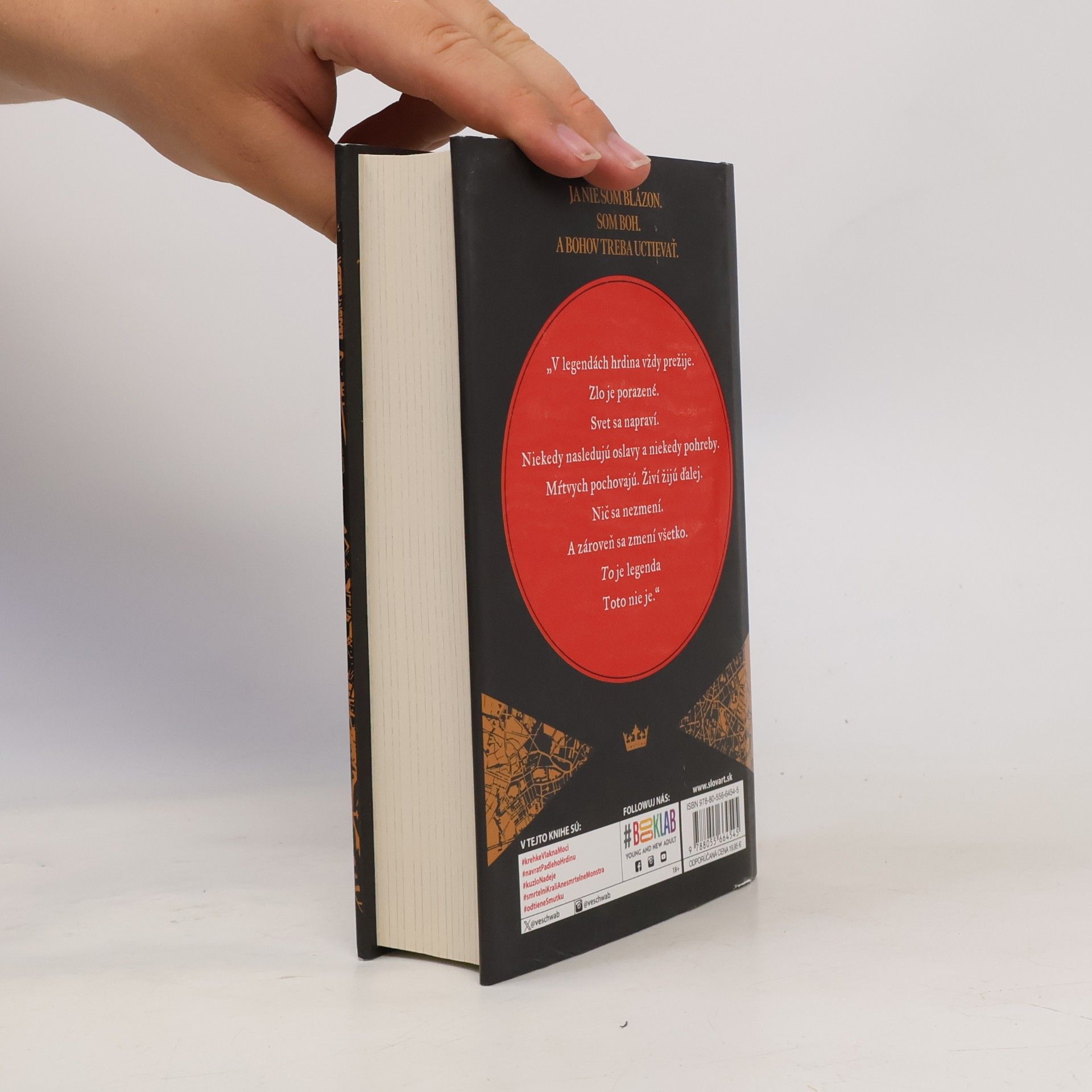 V. E. Schwab Zaklínanie svetla
